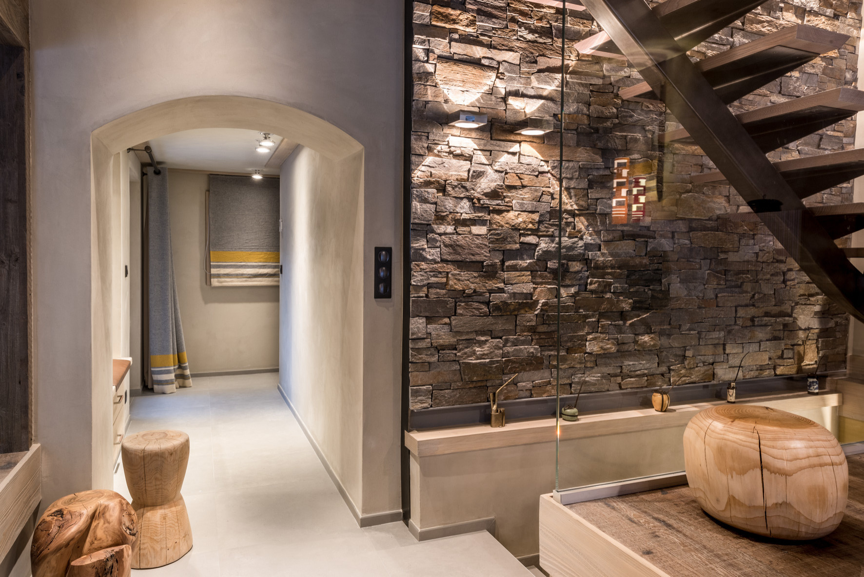 Houzz Франция: Современное шале в старом доме в Мерибеле