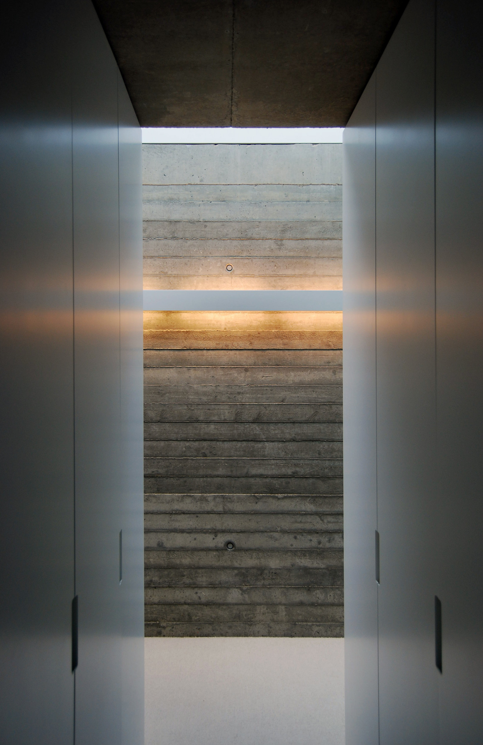 Houzz Британия: Стеклянный дом на лондонском кладбище