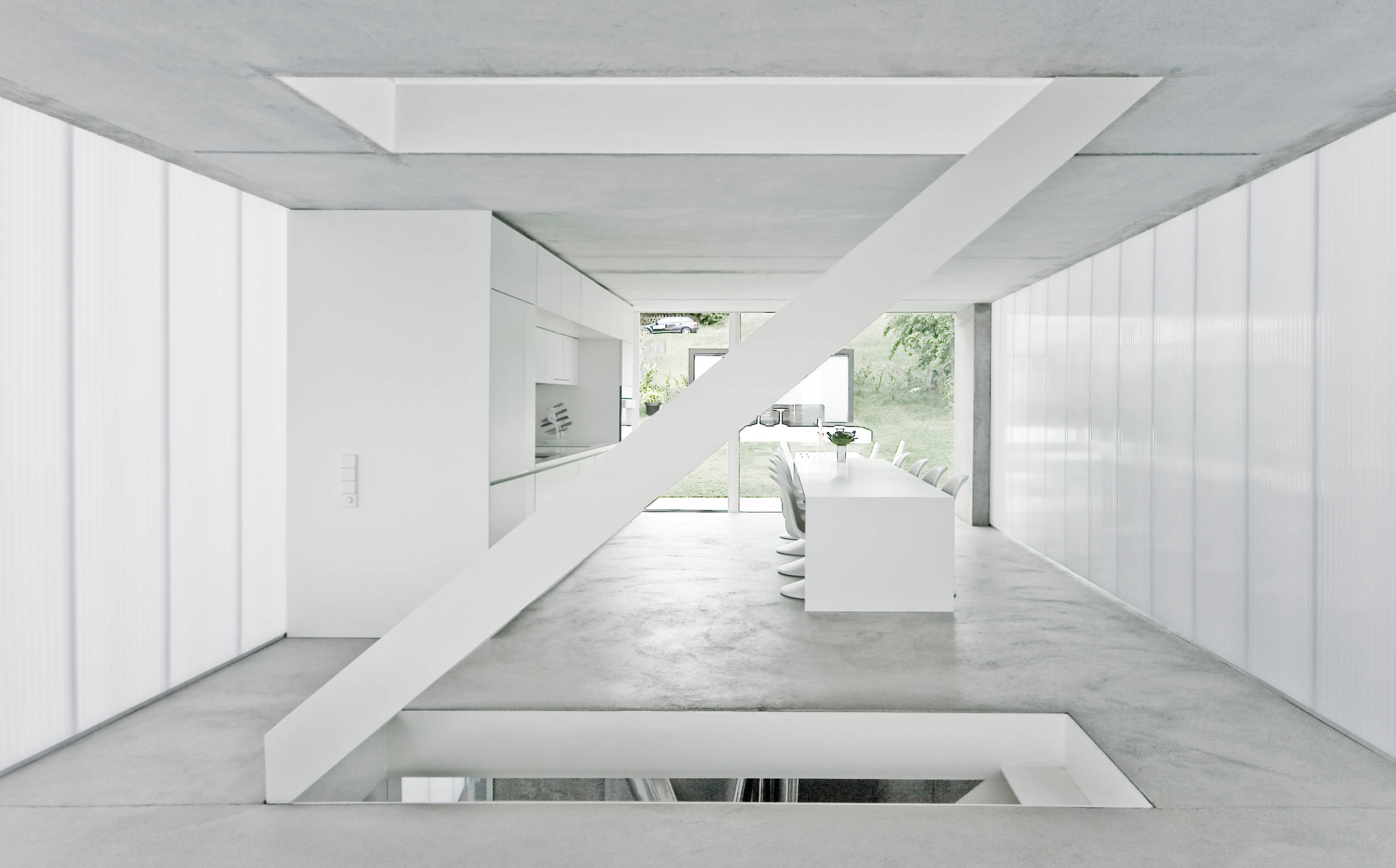 Архитектура: Cветлый эко-коттедж на холме в Эсслингене