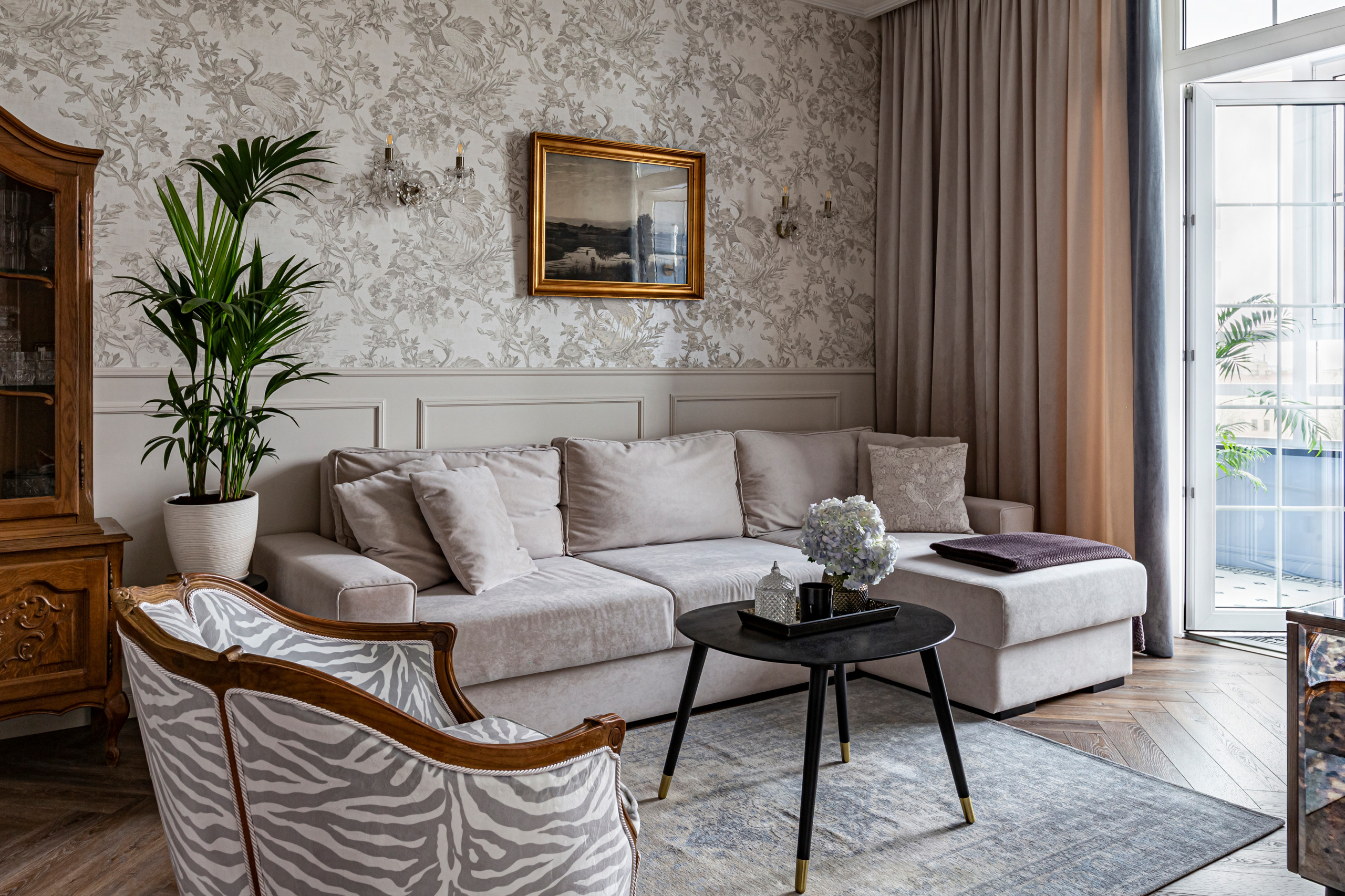 Houzz тур: Квартира в новом доме с атмосферой старого Петербурга