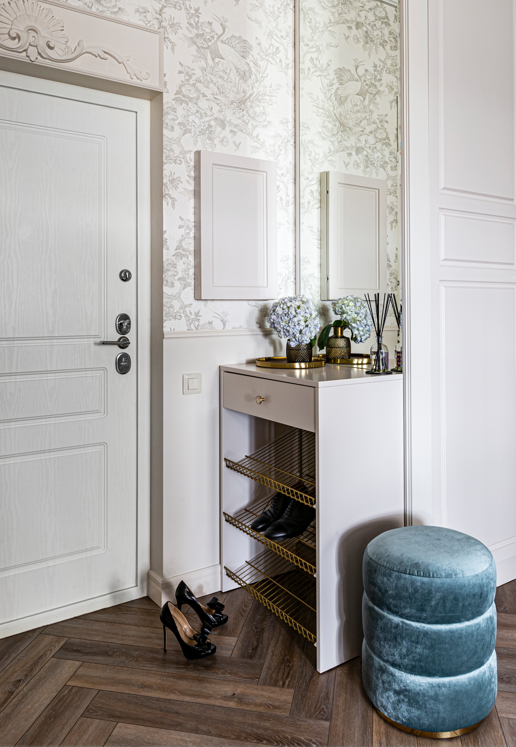 Houzz тур: Квартира в новом доме с атмосферой старого Петербурга