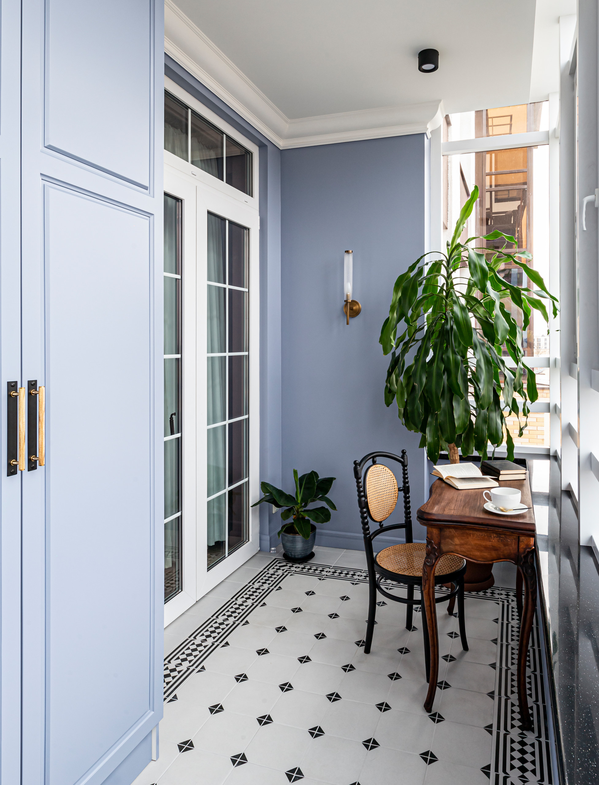 Houzz тур: Квартира в новом доме с атмосферой старого Петербурга