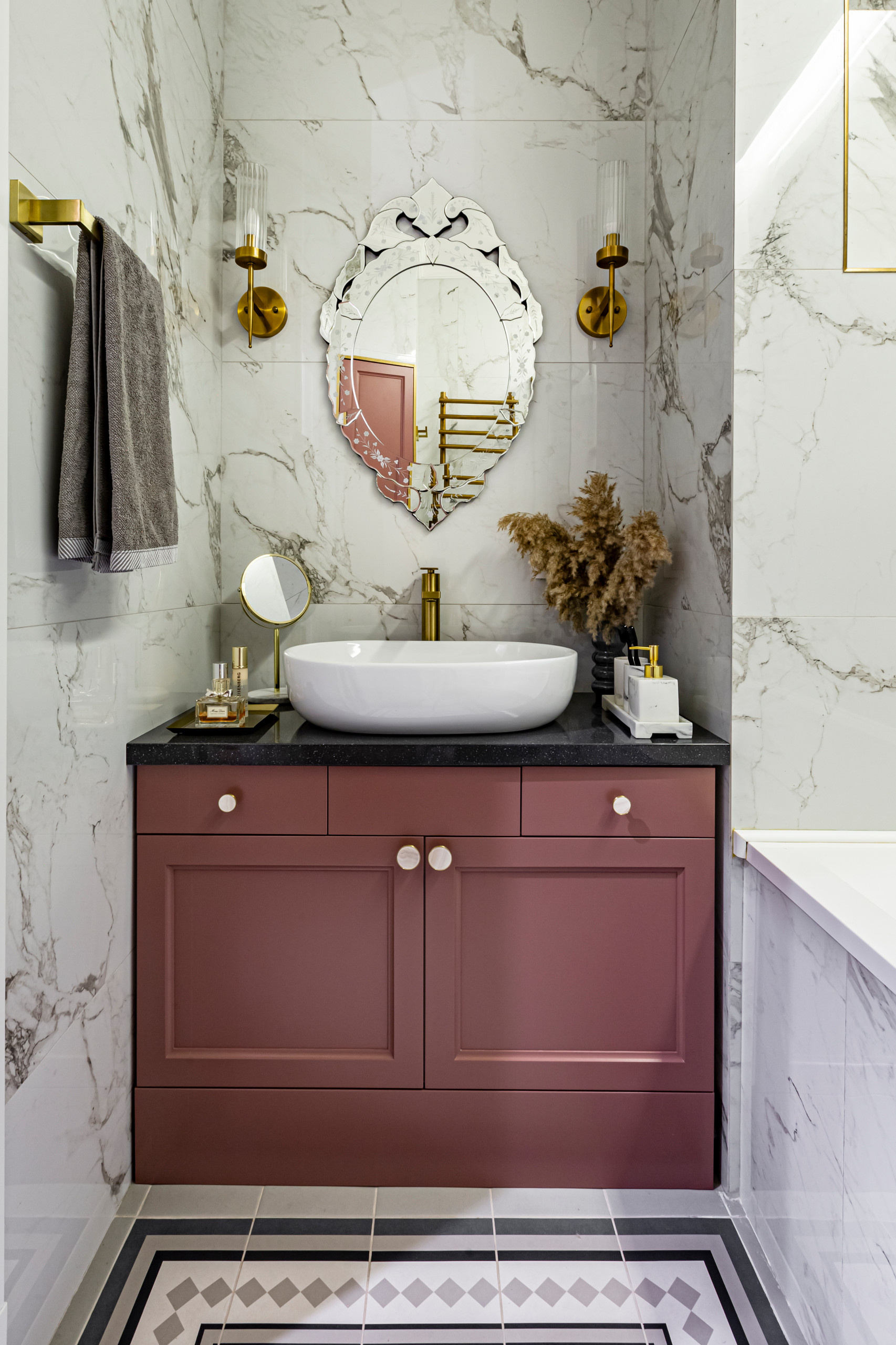 Houzz тур: Квартира в новом доме с атмосферой старого Петербурга