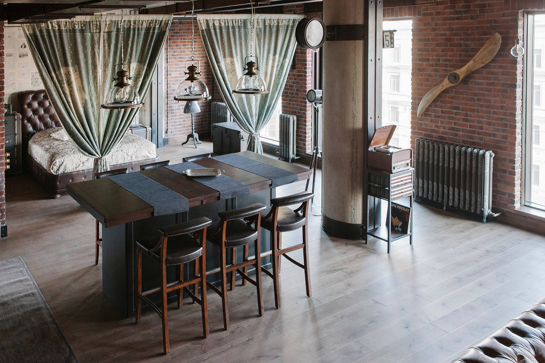 В гостях: Ретро-лофт с пожарным гидрантом