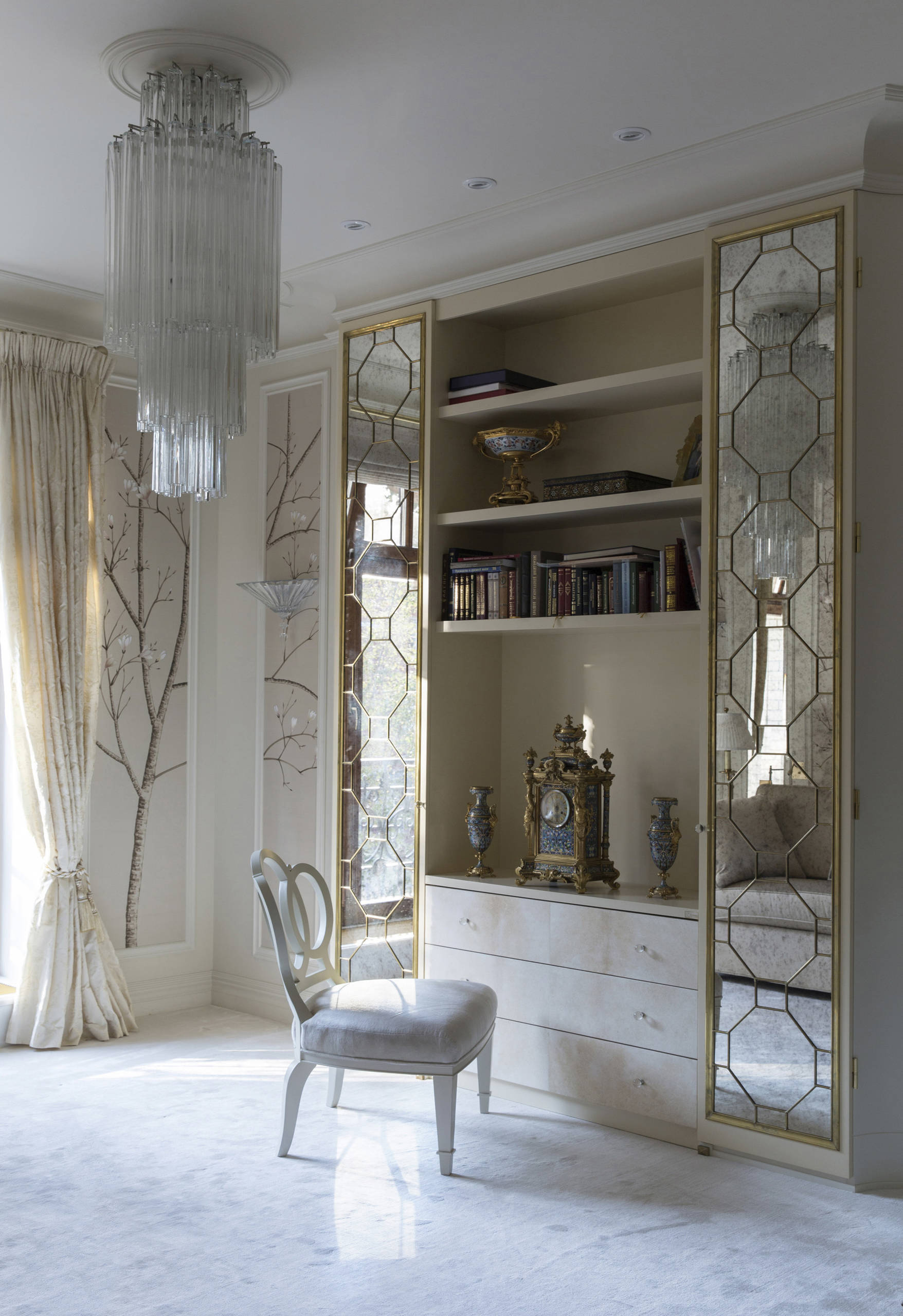 Houzz тур: Квартира под коллекцию антиквариата