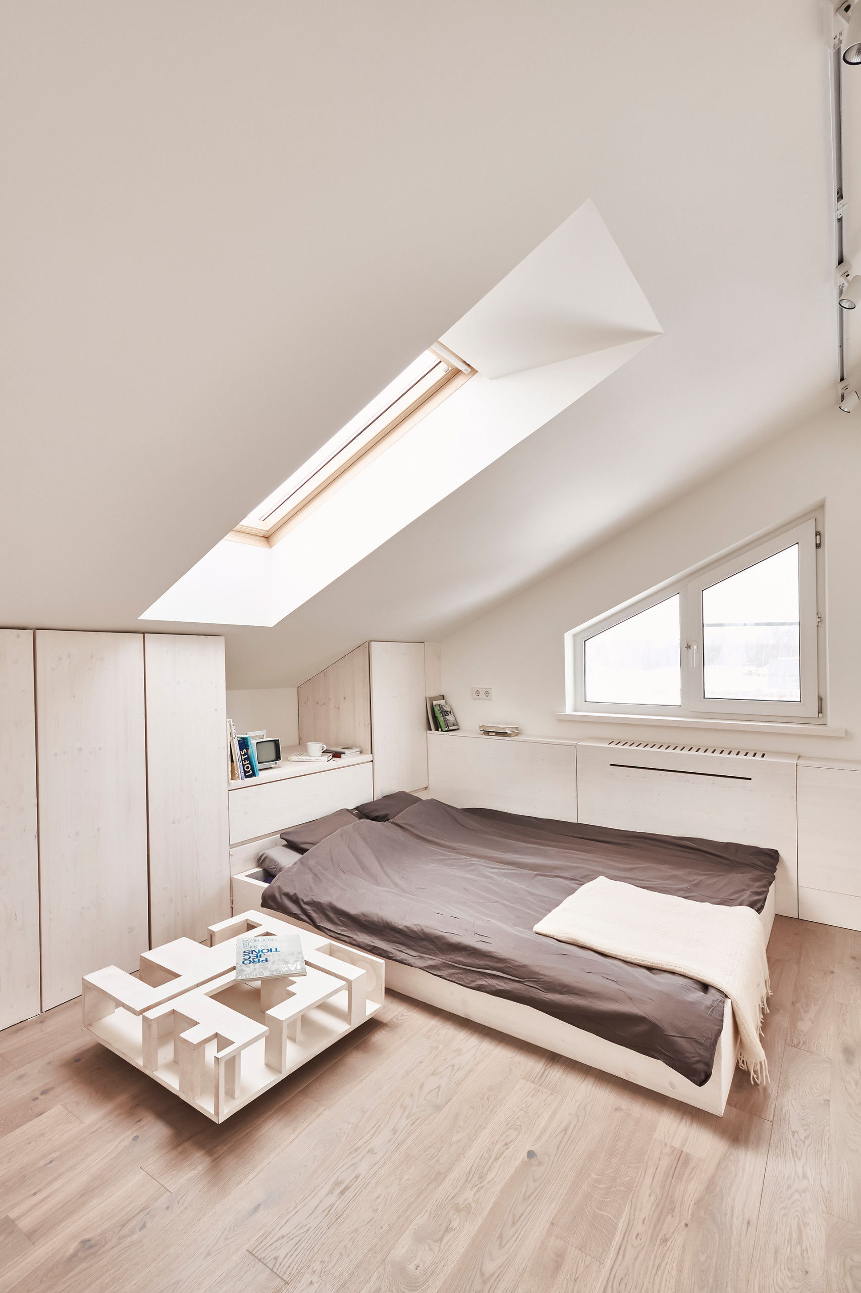 Houzz тур: Белый дом с гамаками в Домодедове