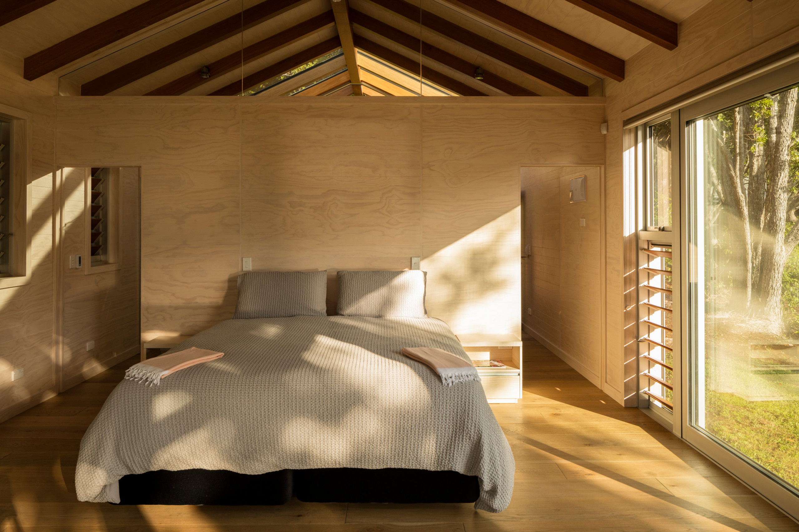 Houzz Новая Зеландия: Как пляжный домик оказался в буше