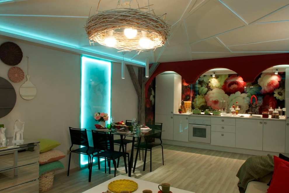 Кухня недели: Народные мотивы и русская печь в подмосковном доме