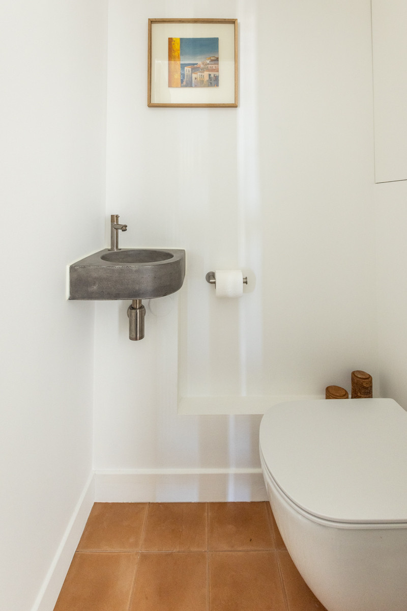 До и после: Квартира со спрятанным экраном для киномана