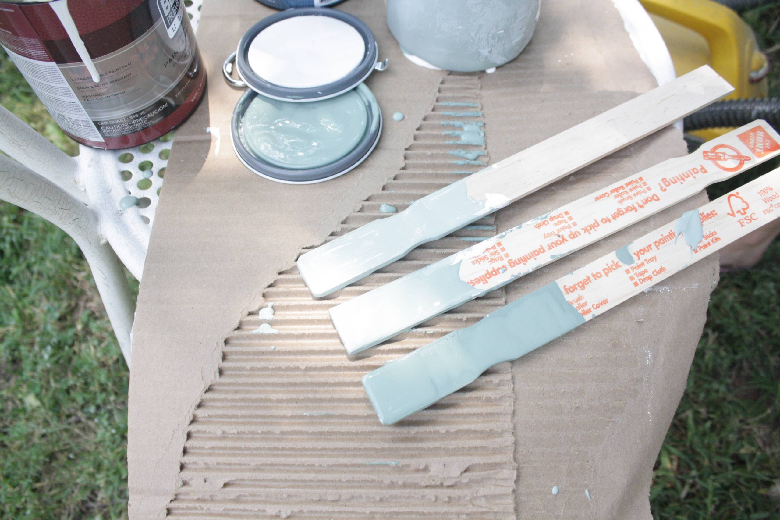 Своими руками: Старый деревянный комод в градиентной окраске