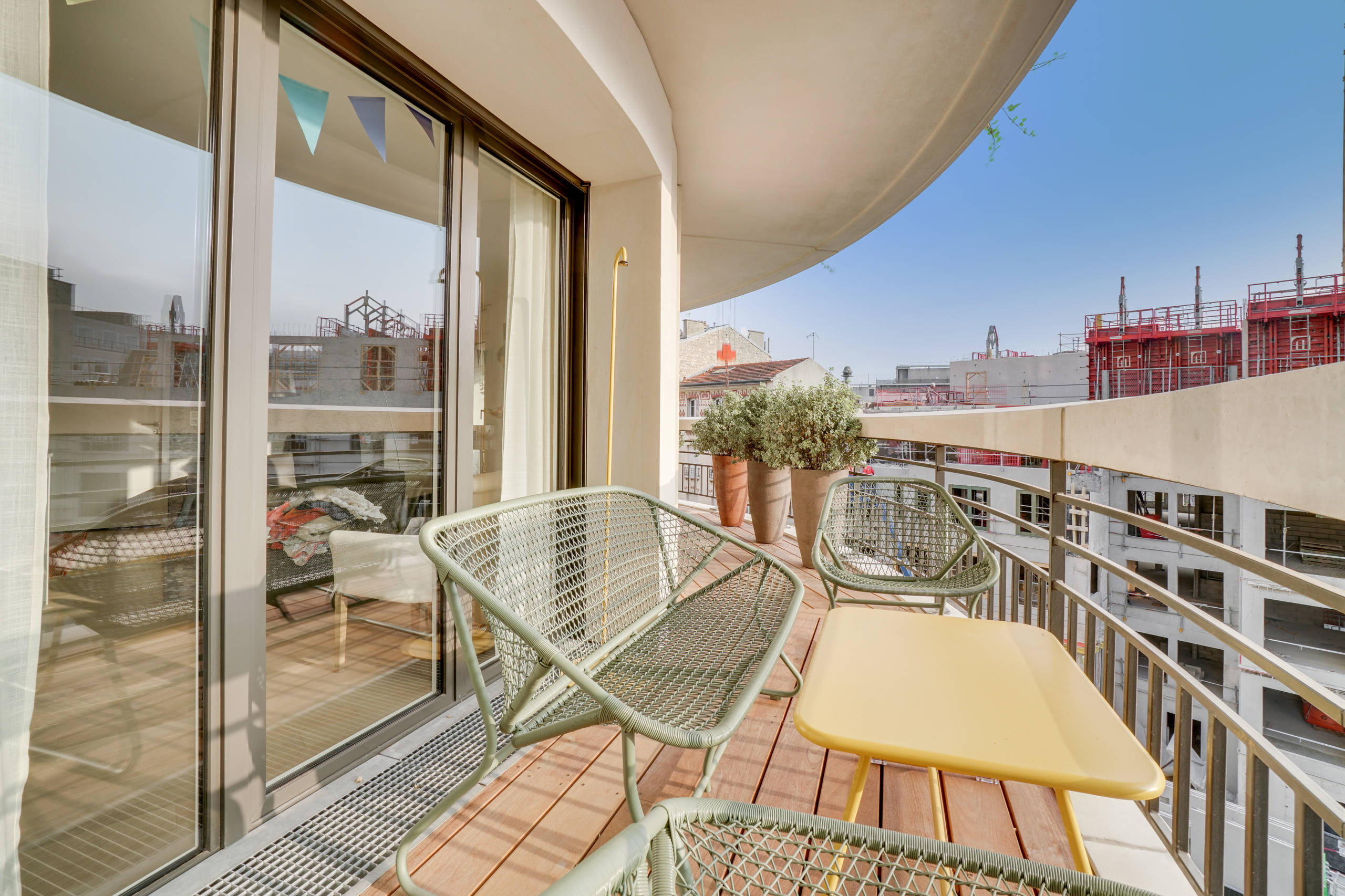 Фотоохота: 39 балконов с умопомрачительными видами