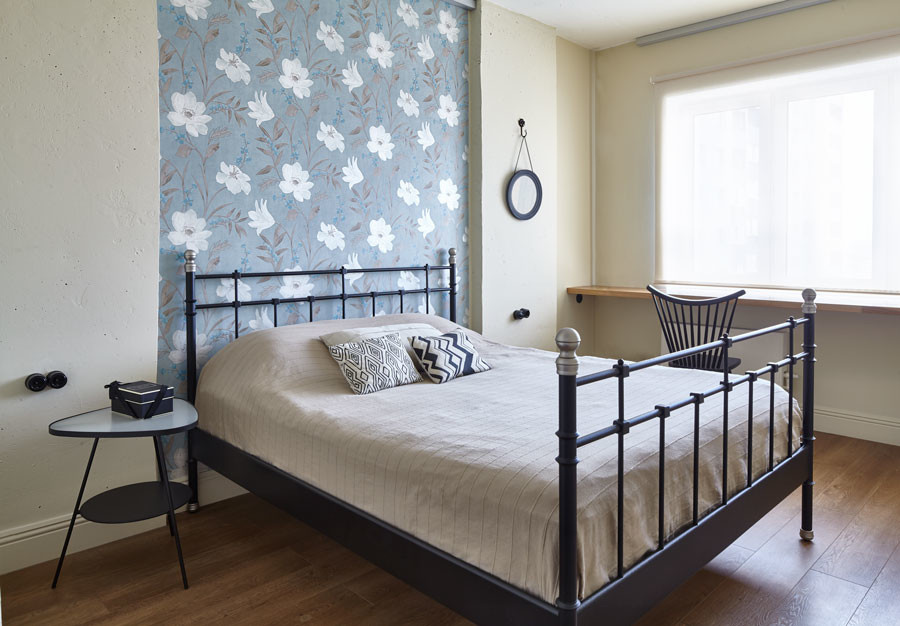 Houzz тур: Квартира без дверей, лишней мебели и суеты