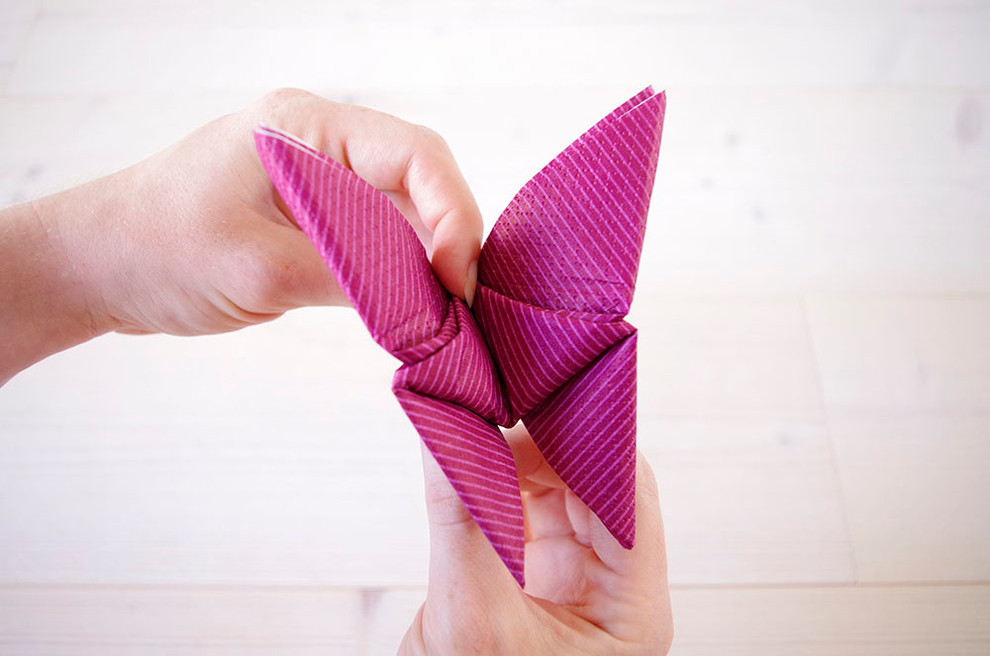DIY: Как сделать бабочек из бумажных салфеток своими руками