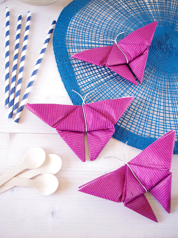 DIY: Как сделать бабочек из бумажных салфеток своими руками