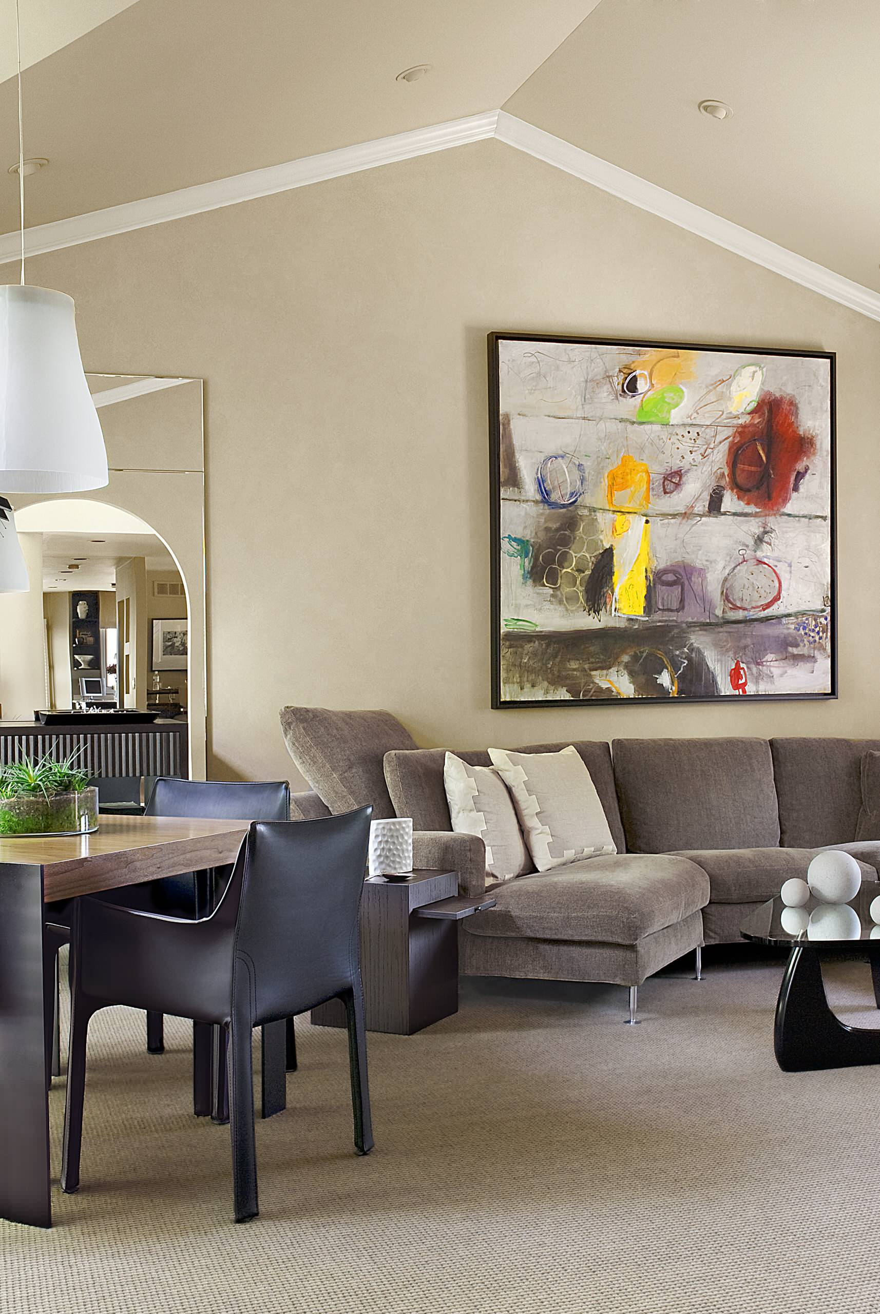 Этикет и искусство: Как ходить на выставки правильно