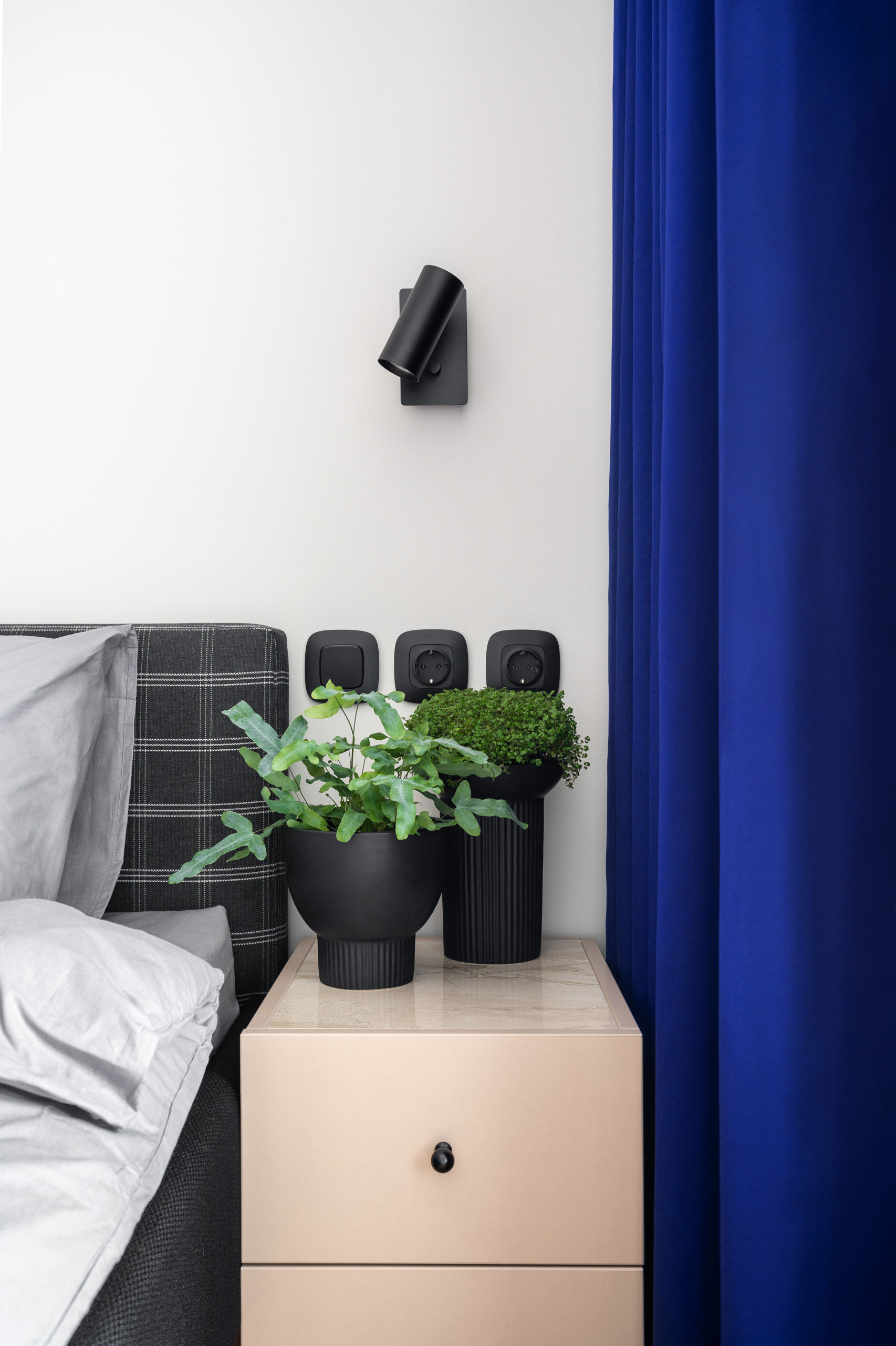 Houzz Украина: Квартира c шторами вместо перегородок