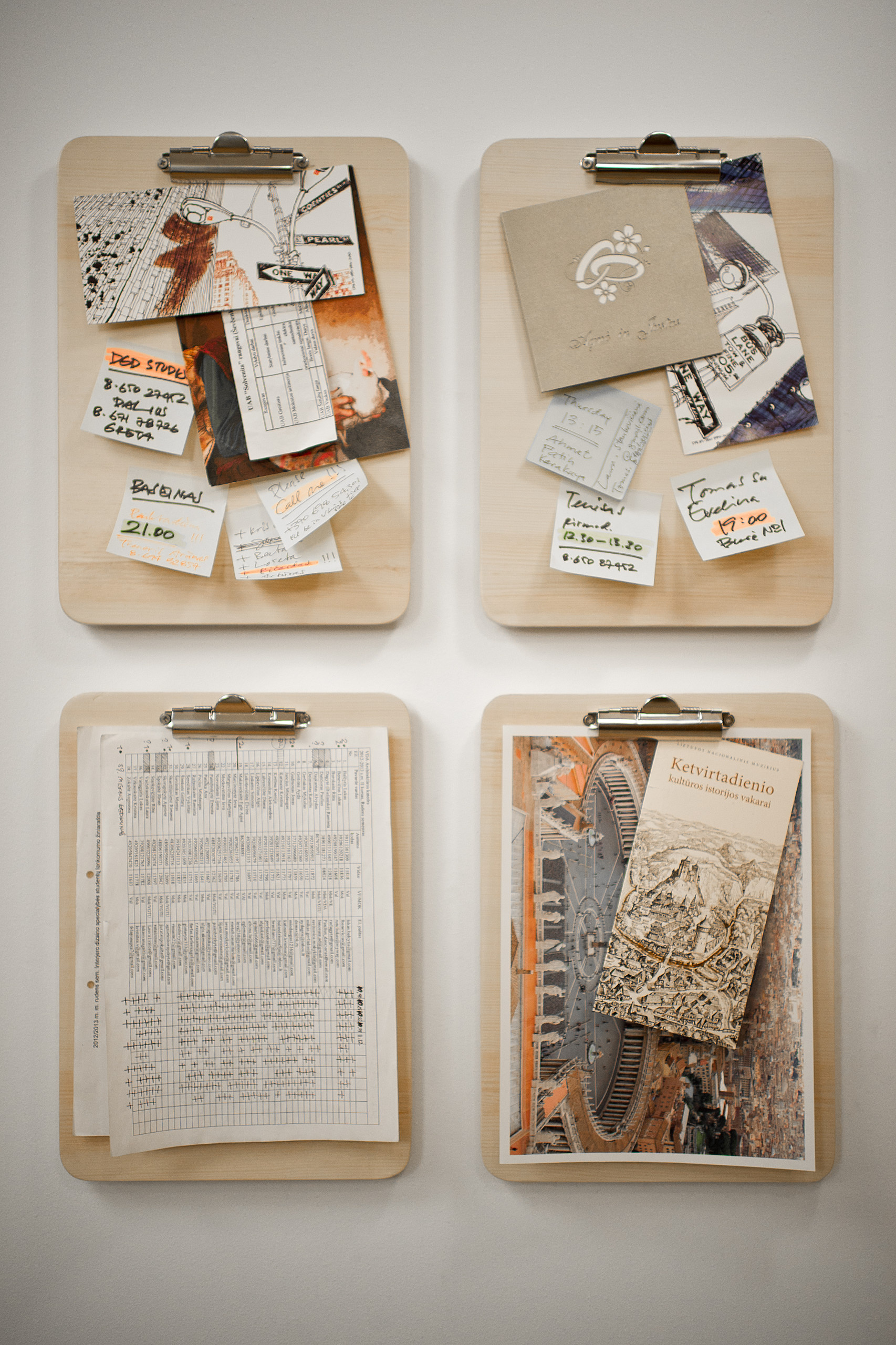 Houzz Литва: Старый Вильнюс и арт-объекты в трехкомнатной квартире