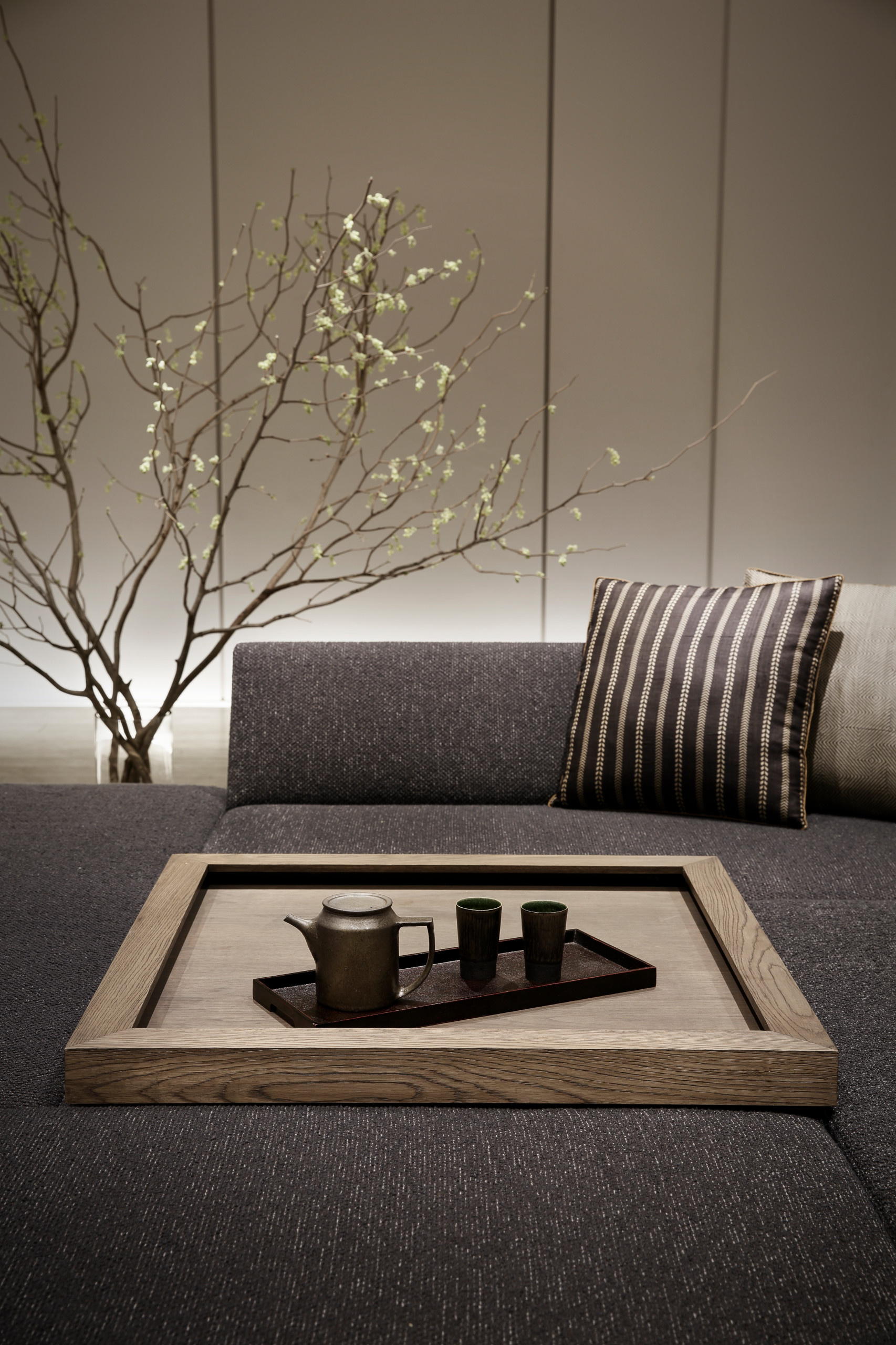 Houzz Япония: Похвала тени в одной токийской квартире