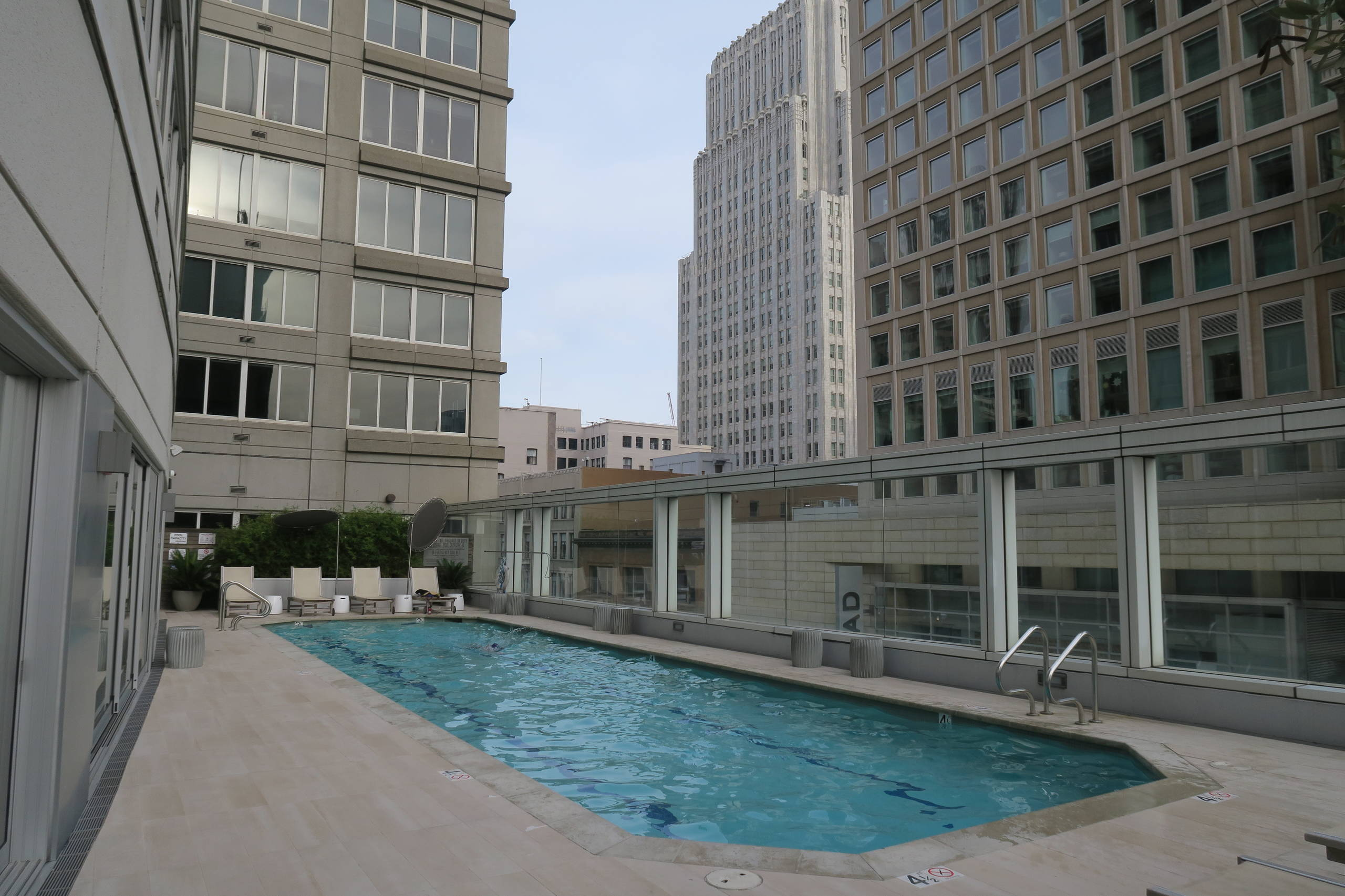 Личный опыт: Небоскреб в США, из которого нет нужды выходить