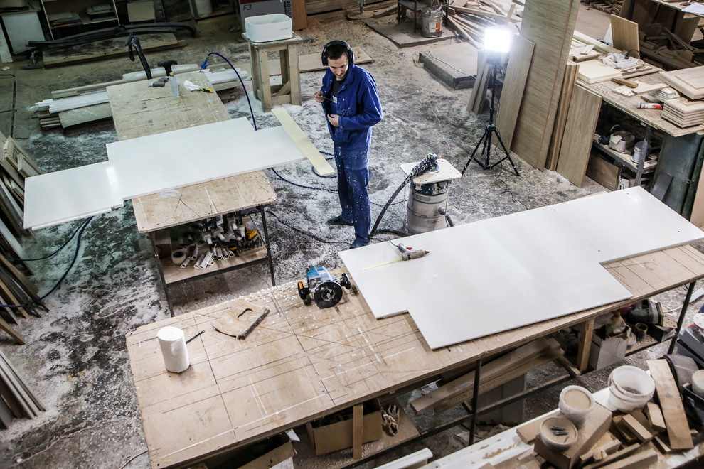 Материалы: Как изготавливают и устанавливают акриловые столешницы