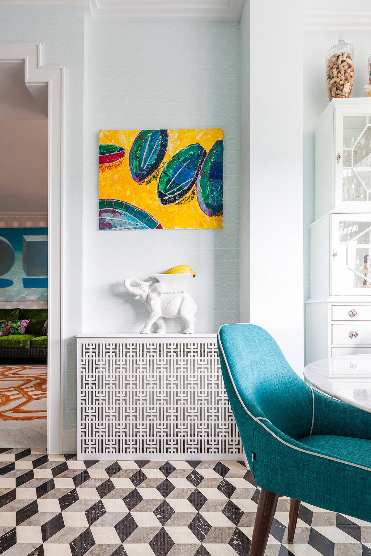 В гостях: Яркая квартира дизайнера Марины Жуковой