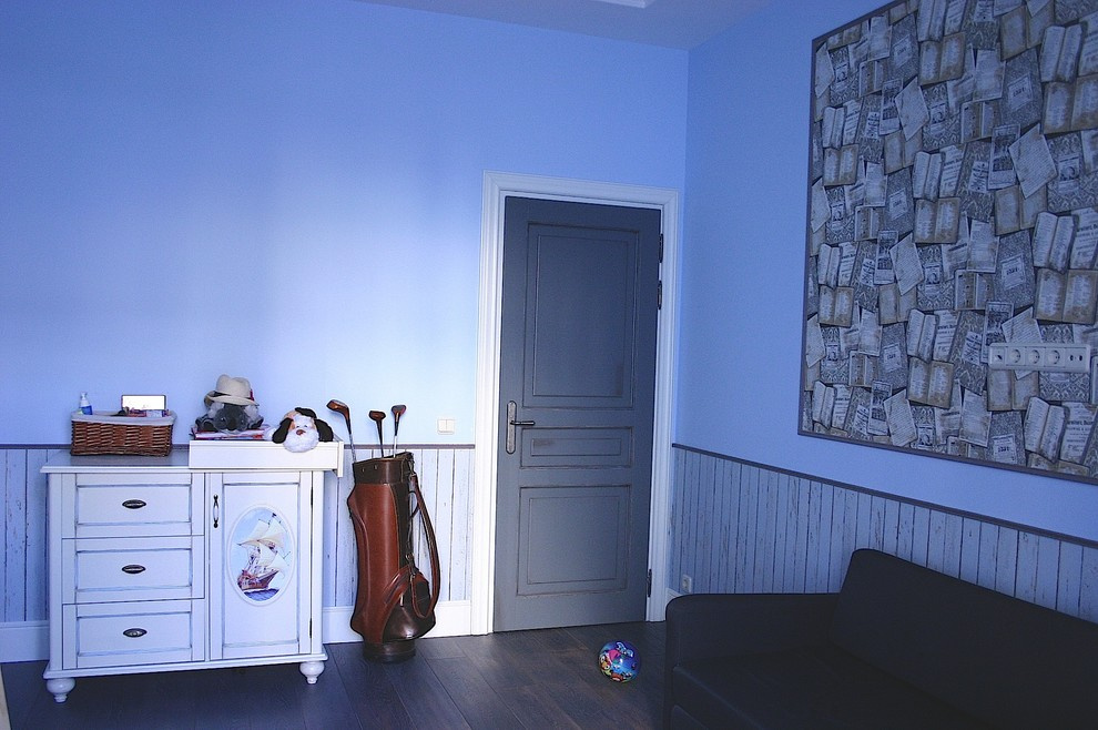 Houzz тур: Серебристая мебель на фоне бетонных стен