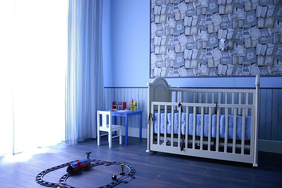 Houzz тур: Серебристая мебель на фоне бетонных стен