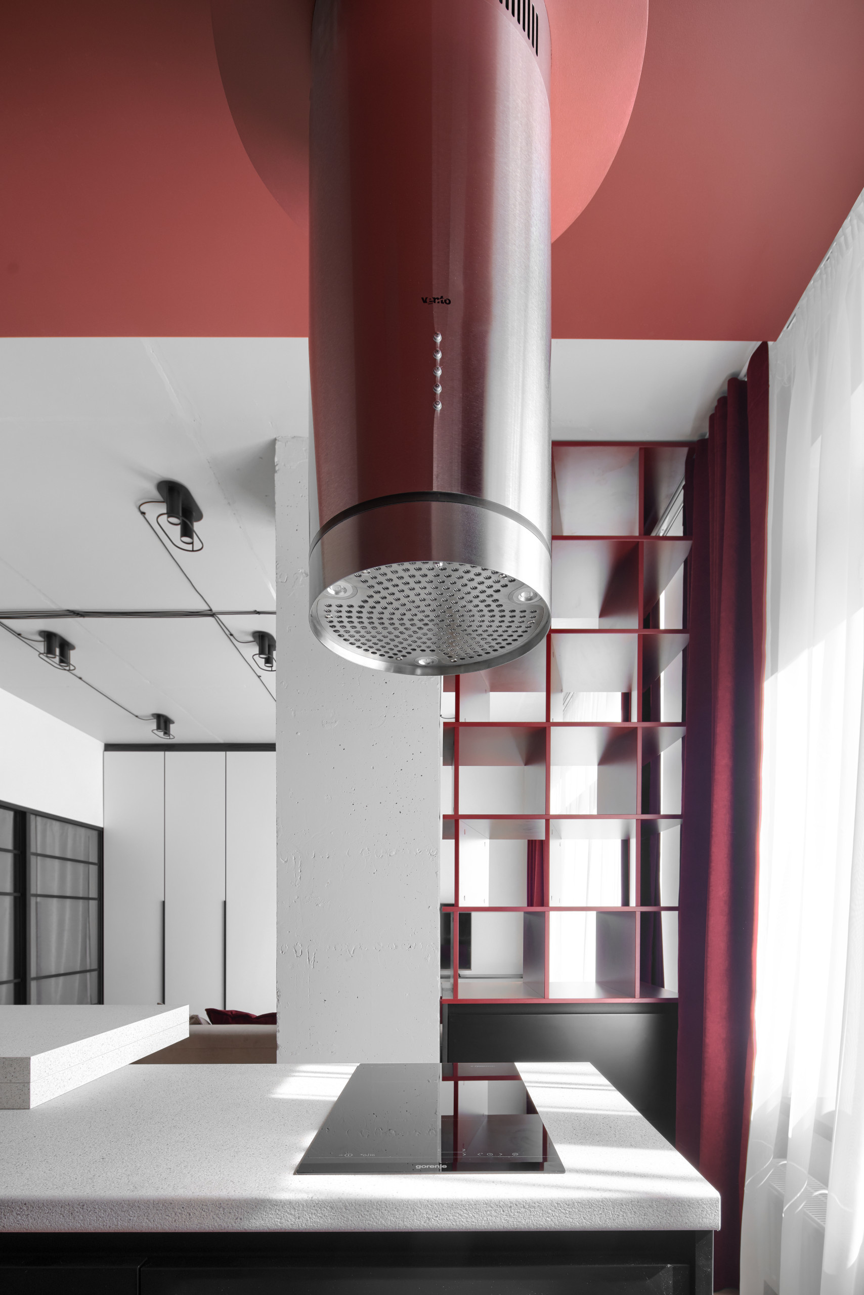 Houzz Украина: 52 кв.м — квартира в оттенках бордо и терракоты