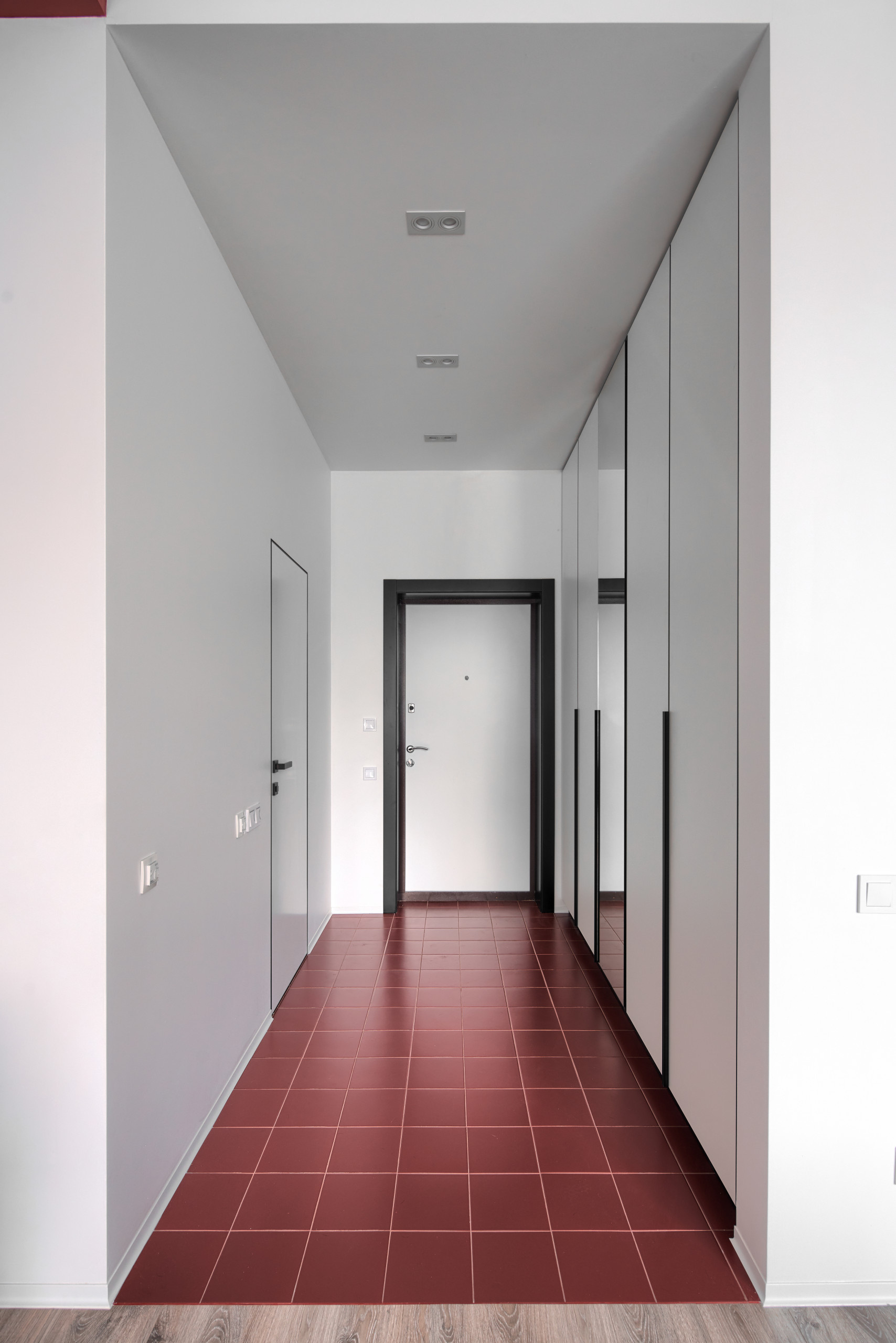 Houzz Украина: 52 кв.м — квартира в оттенках бордо и терракоты