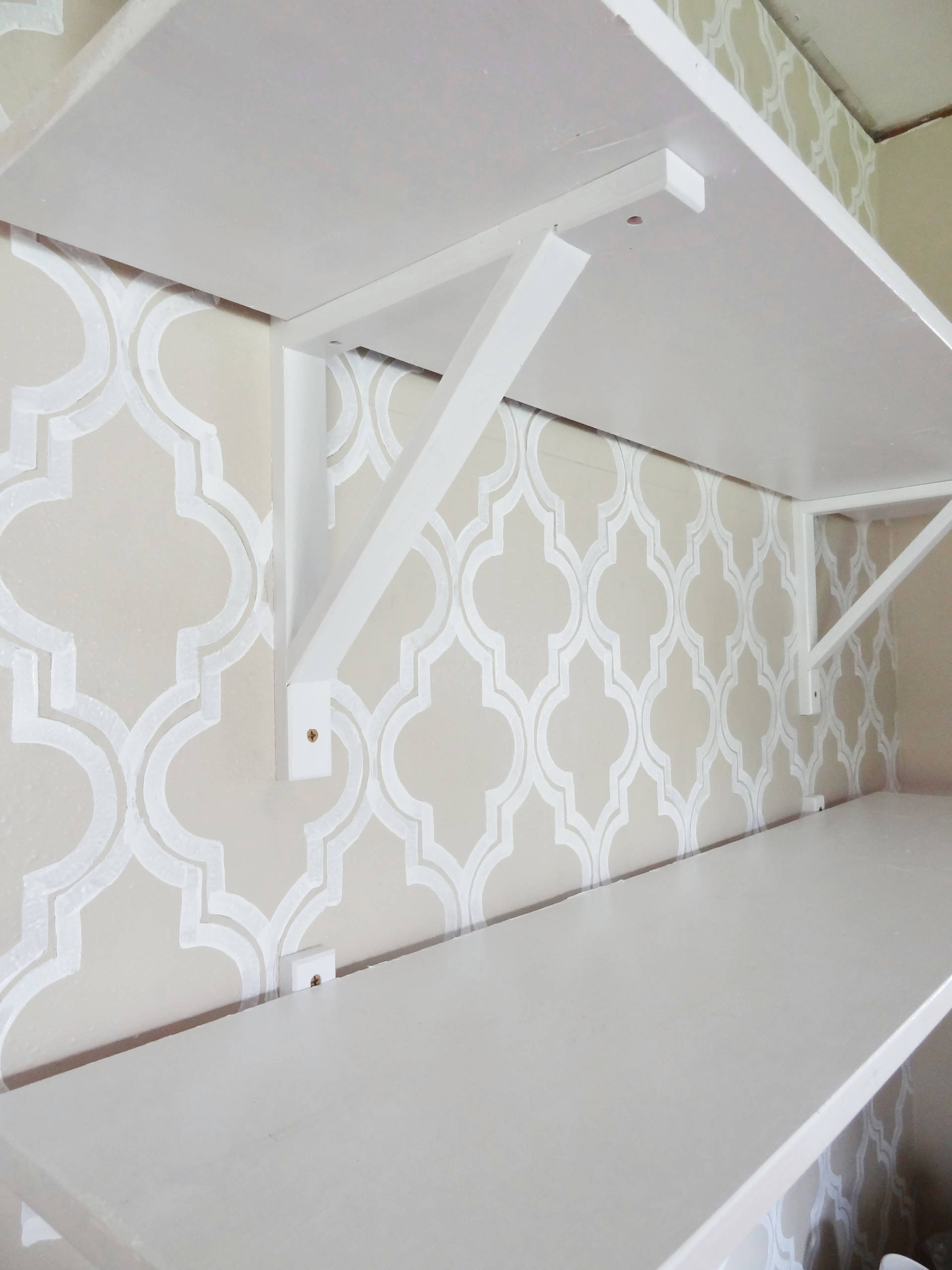 Своими руками: 10 идей, как сделать полки для гаража