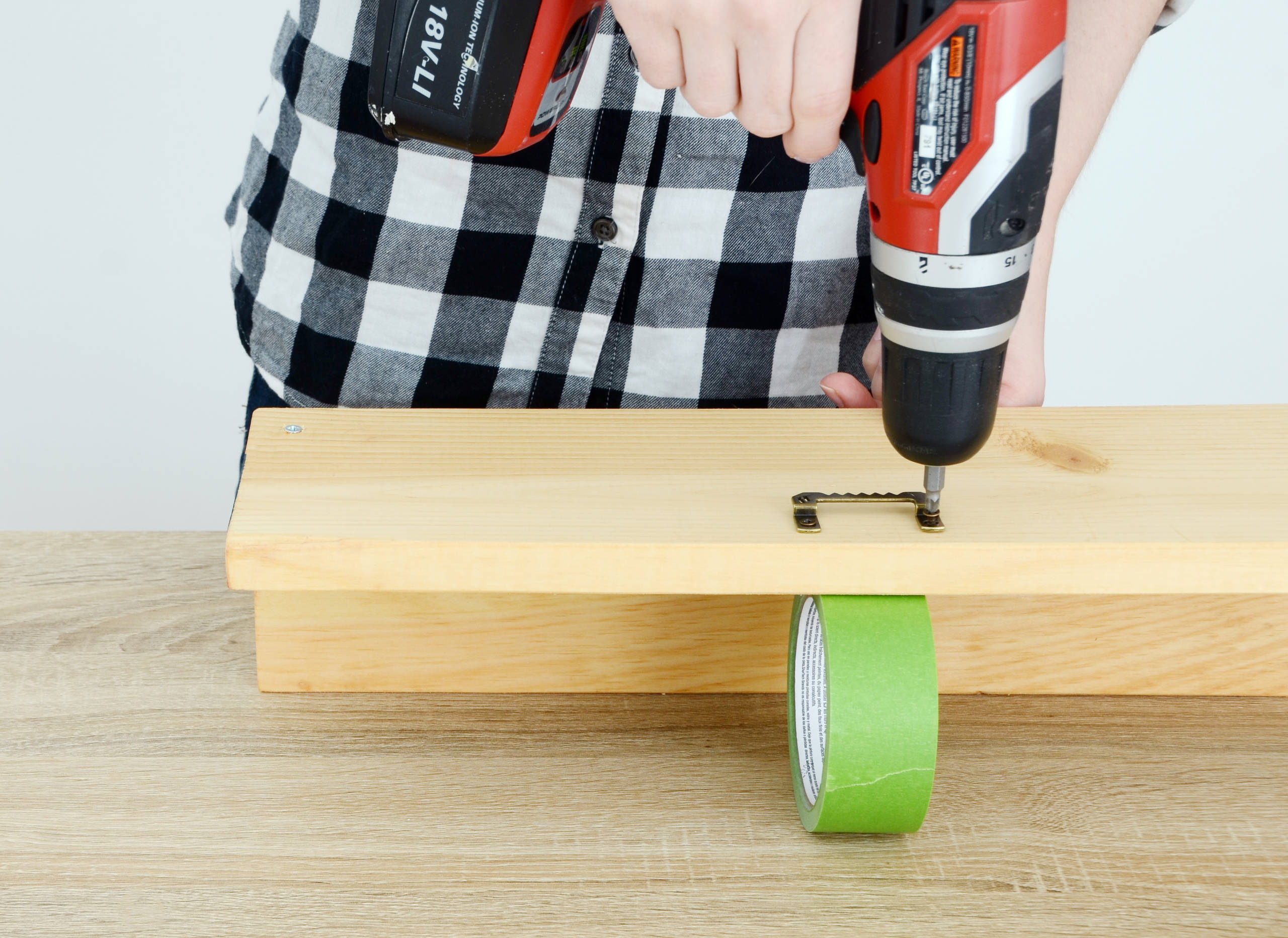 Своими руками: 10 идей, как сделать полки для гаража