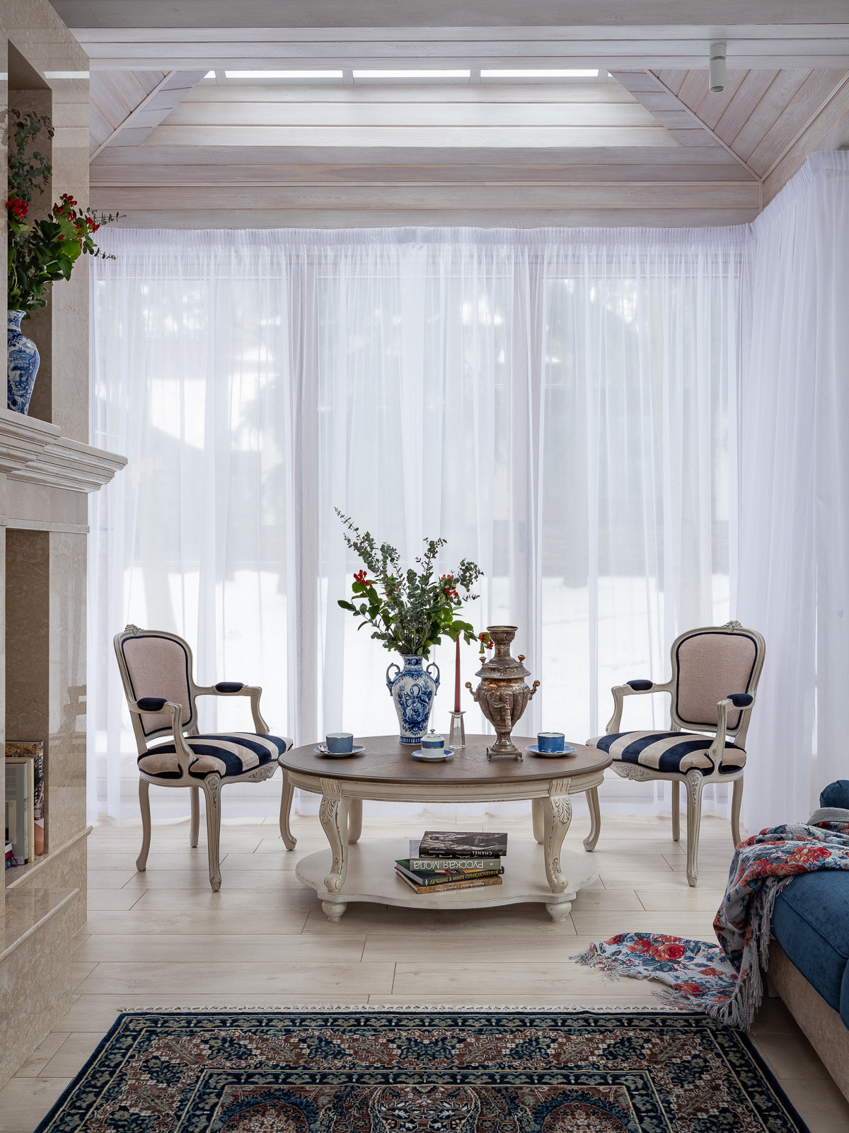 Проект недели: Зимняя беседка с русским колоритом