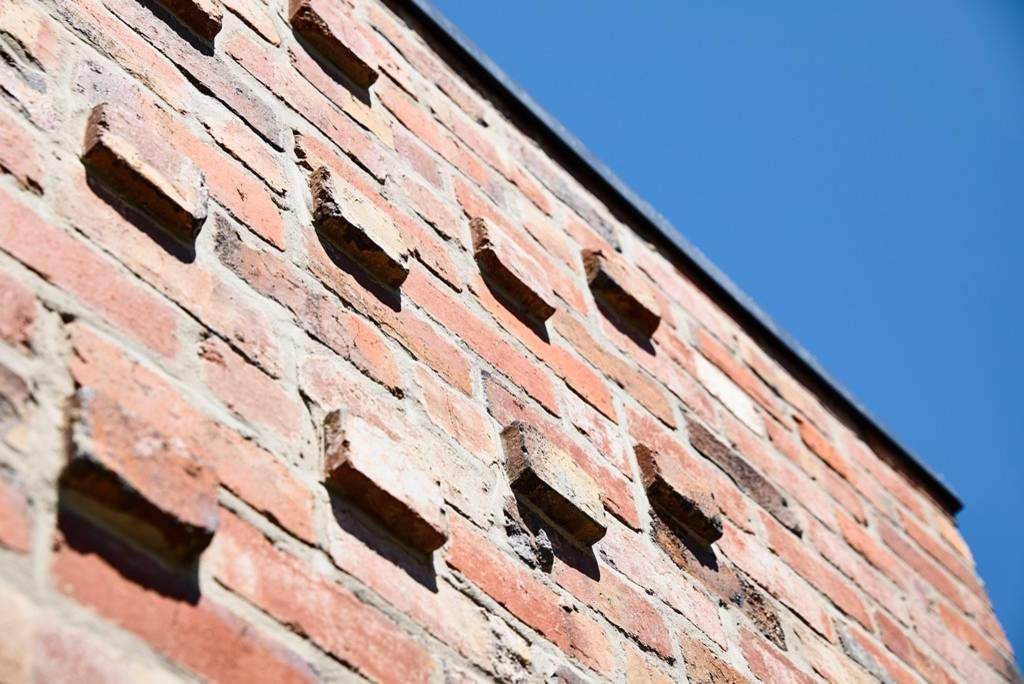 Houzz Австралия: Дом 1940-х, с пристройкой из старых кирпичей