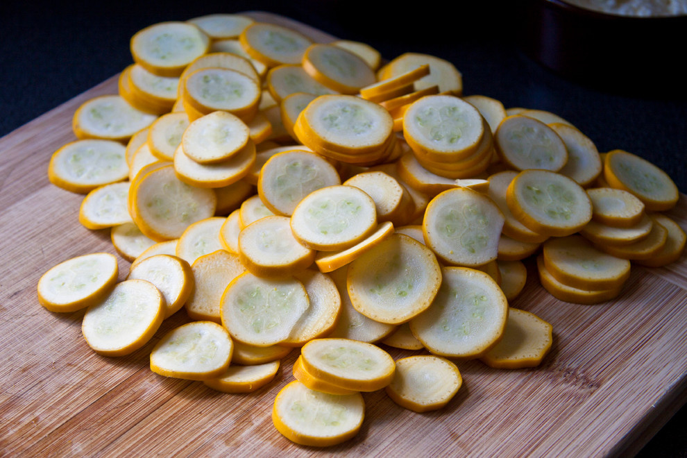 Рецепт: Клафути с кабачками и овечьим сыром