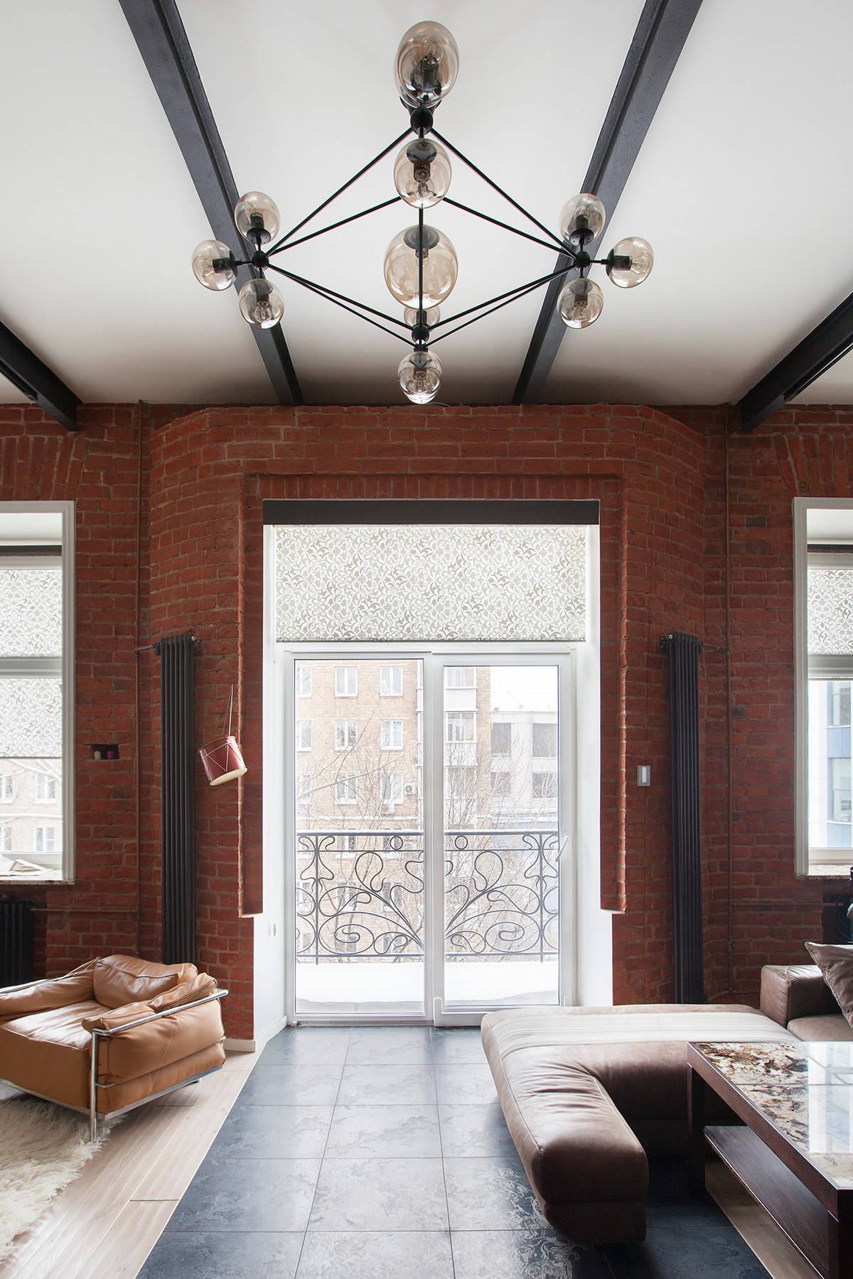 В гостях: Индустриальный шик и уважение к московскому модерну