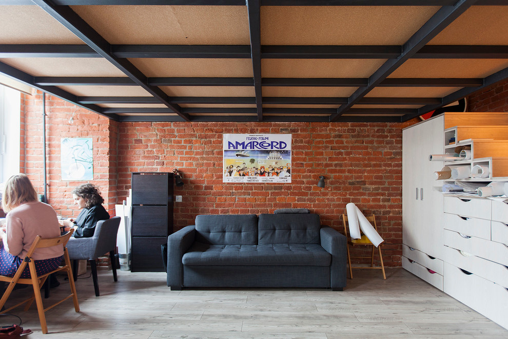 В гостях: Индустриальный шик и уважение к московскому модерну