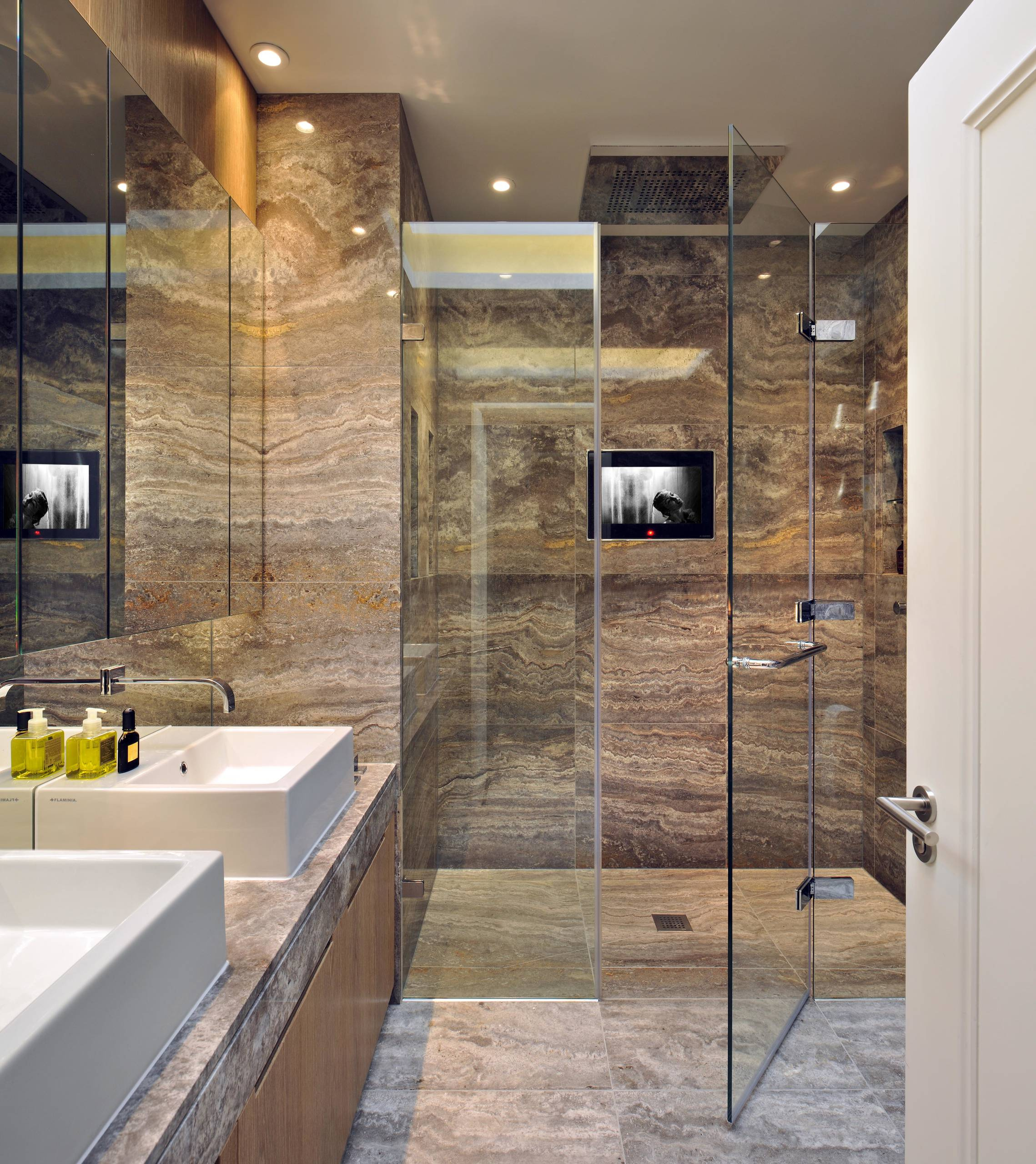 Houzz Британия: Пентхаус в неоготическом доме