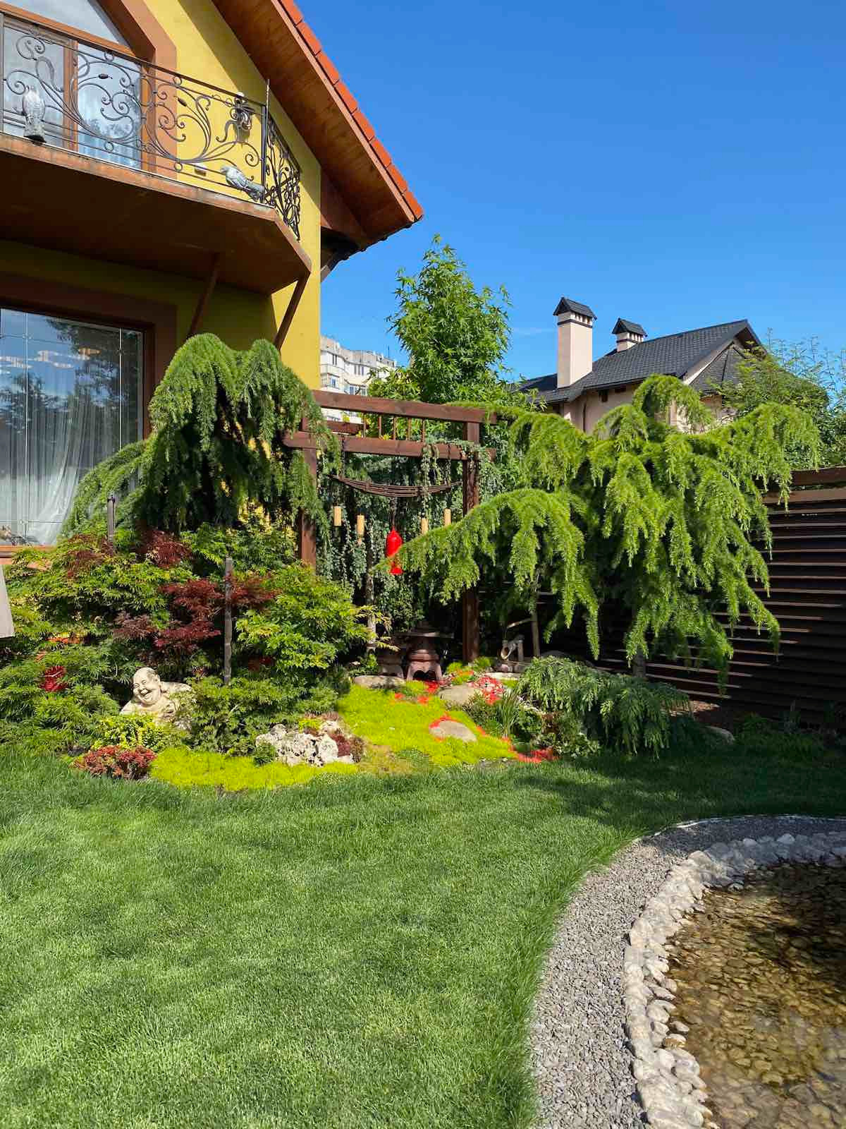 В гостях: Загадочный сад в Херсоне на 12 сотках