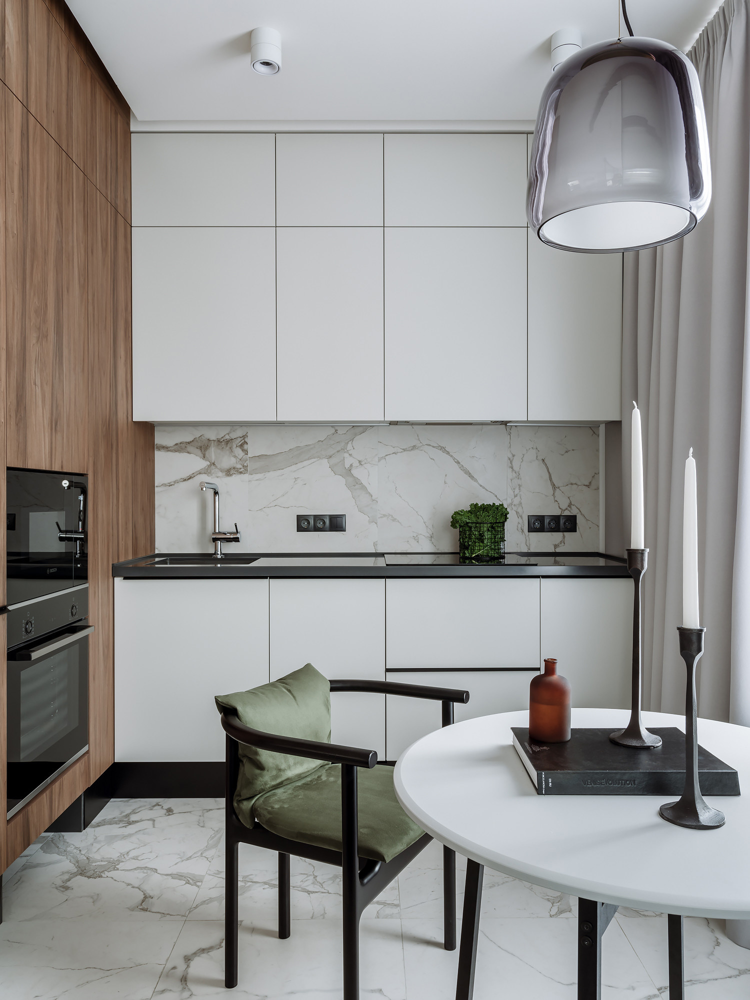 Houzz тур: 35 кв.м — квартира-трансформер с потайной гардеробной