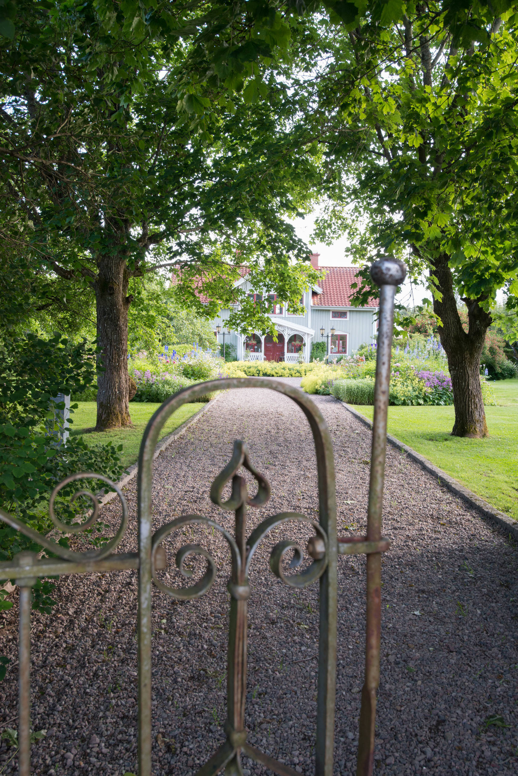 Houzz Швеция: Дом с белыми интерьерами и садом мечты