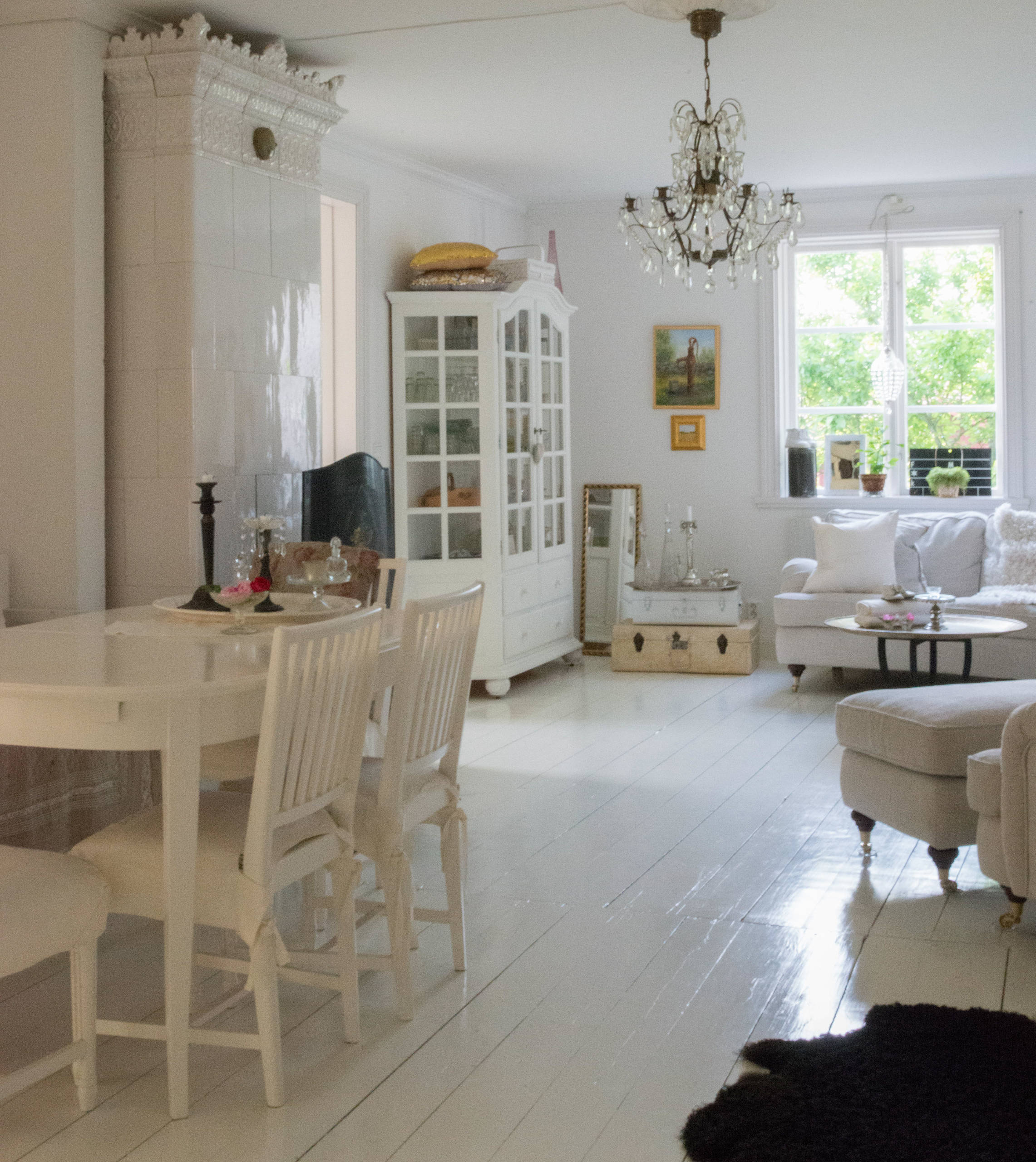 Houzz Швеция: Дом с белыми интерьерами и садом мечты