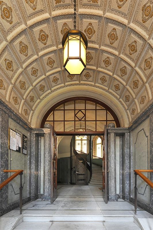 Фотоохота: 50 шведских подъездов — снаружи и изнутри