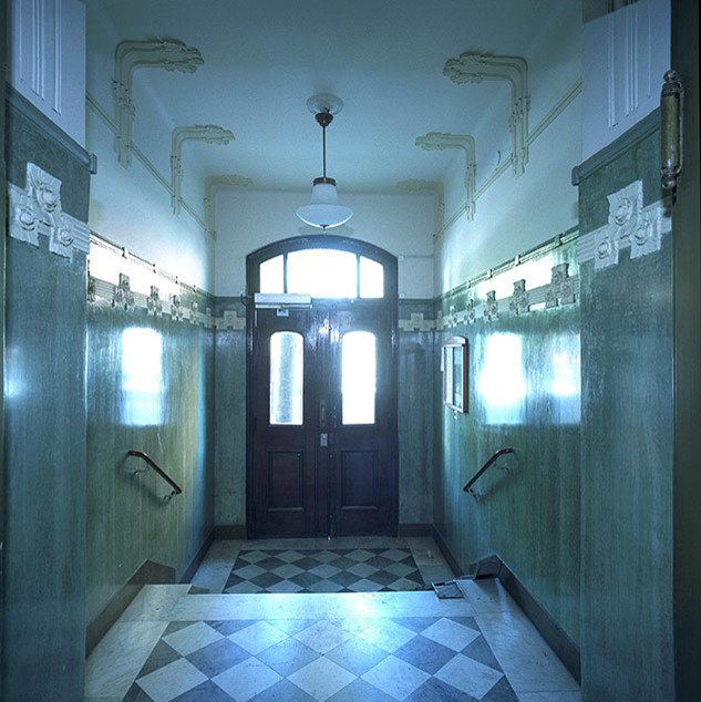 Фотоохота: 50 шведских подъездов — снаружи и изнутри