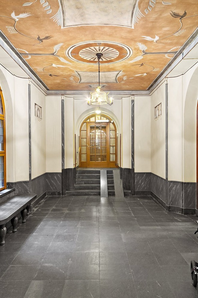 Фотоохота: 50 шведских подъездов — снаружи и изнутри