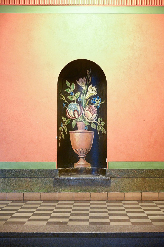 Фотоохота: 50 шведских подъездов — снаружи и изнутри