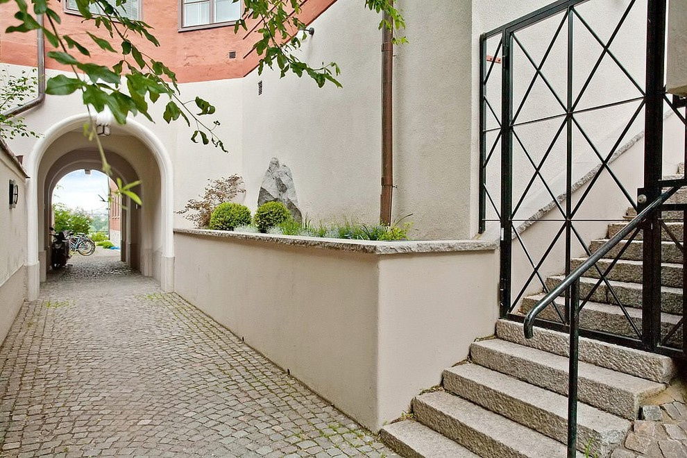 Фотоохота: 50 шведских подъездов — снаружи и изнутри