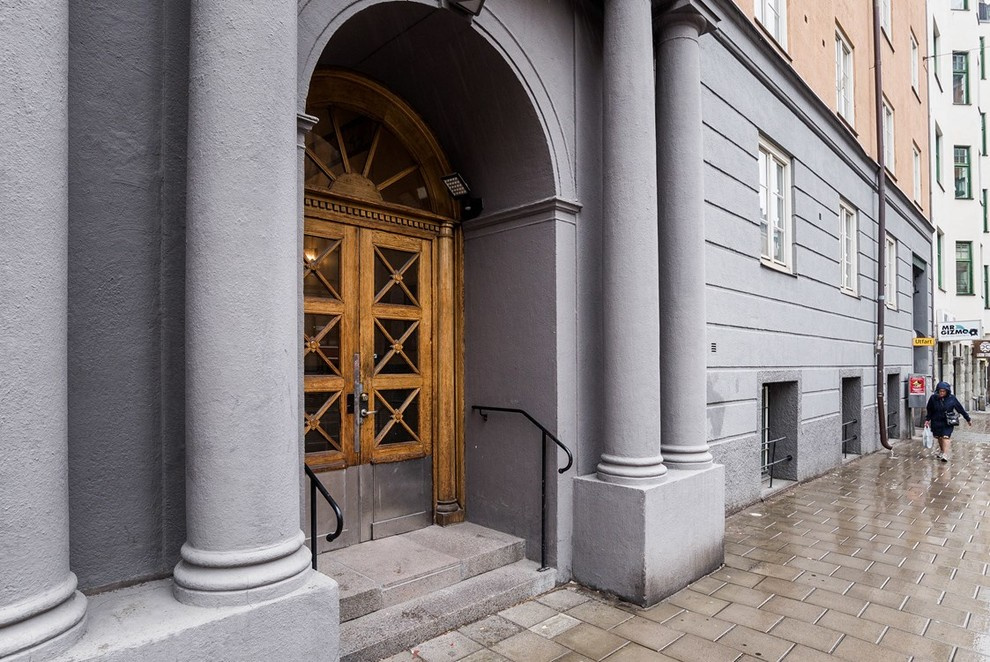 Фотоохота: 50 шведских подъездов — снаружи и изнутри