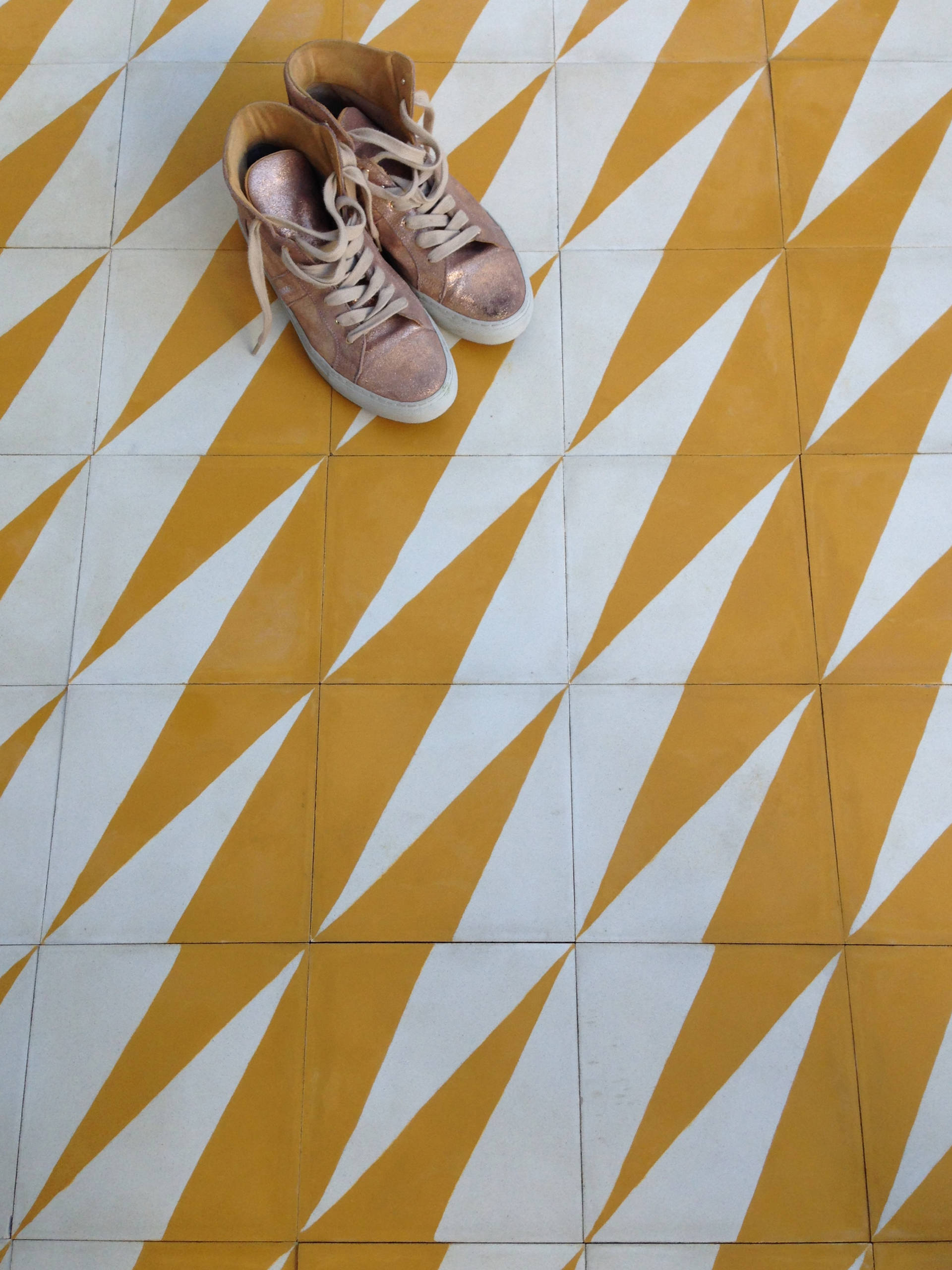 Мир дизайна: Почему испанцы так любят цементную плитку