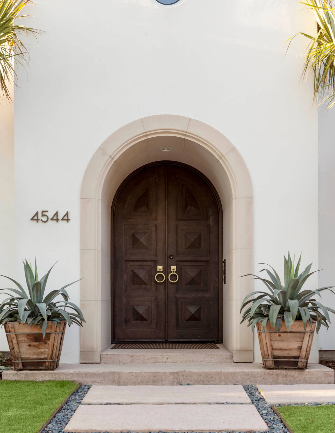 9 фактов о... дверных молотках