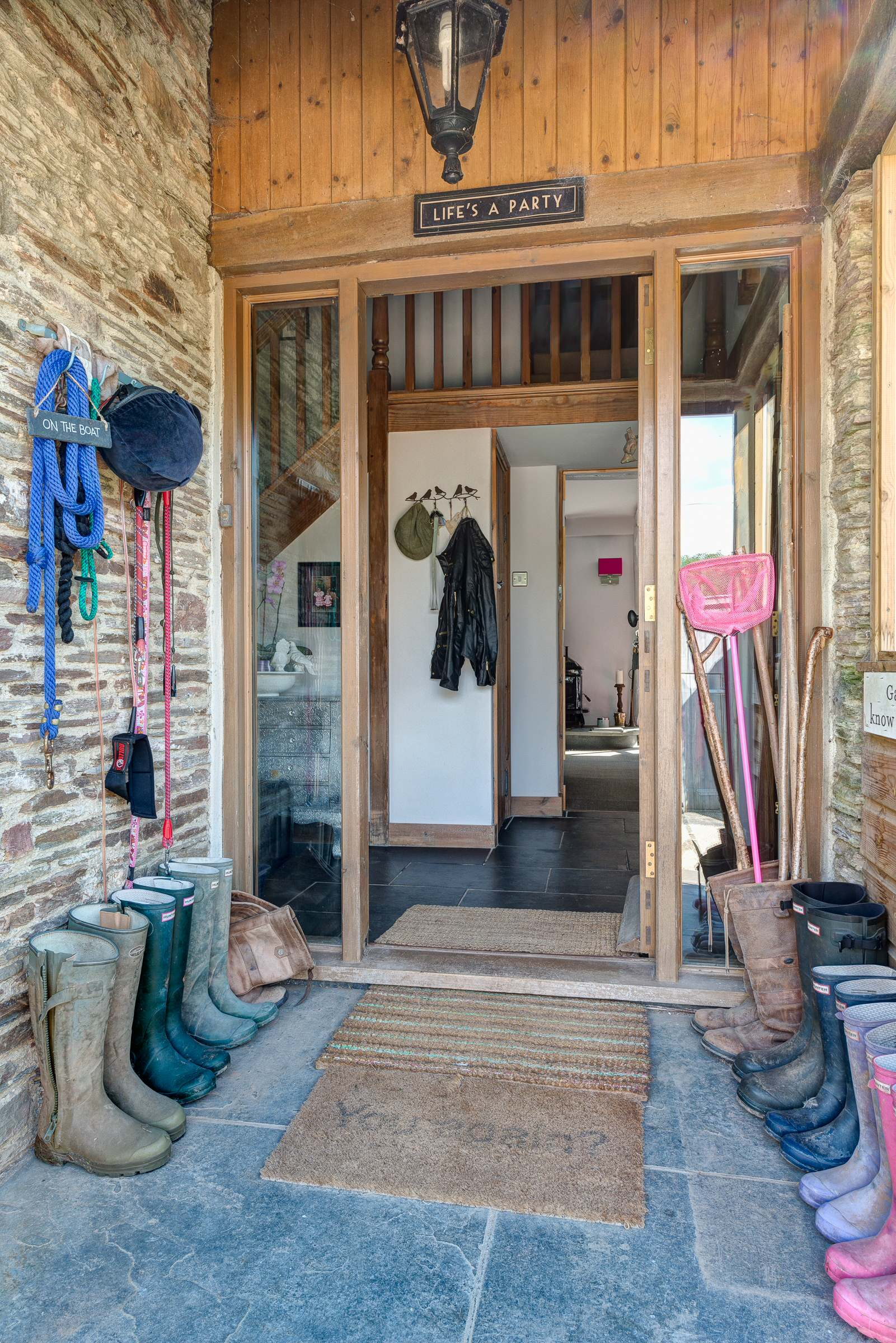 Как правильно: Подобрать нужный клей, затирку и правильную плитку